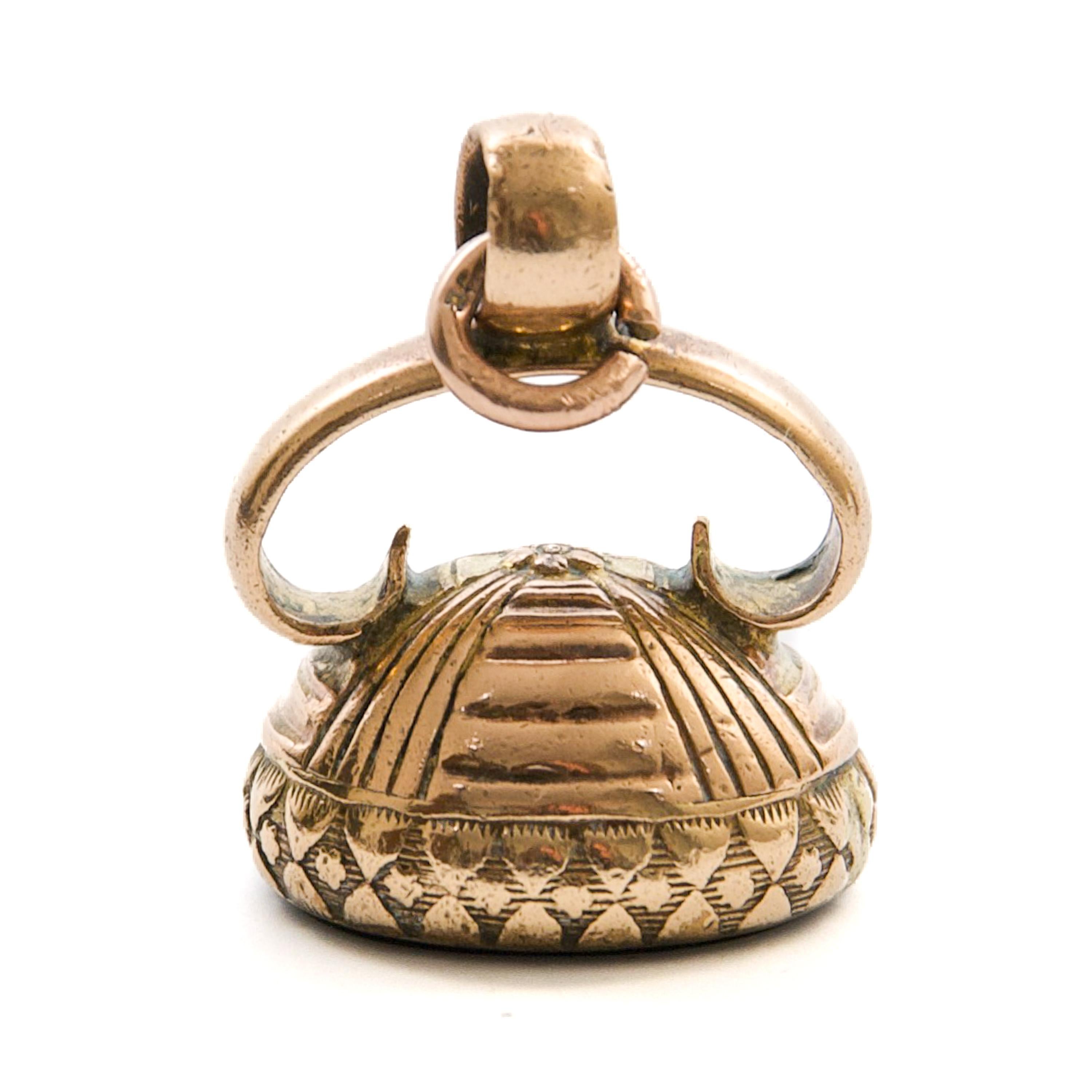 Antique Georgian Dark Carnelian Gold Fob Pendant For Sale 2