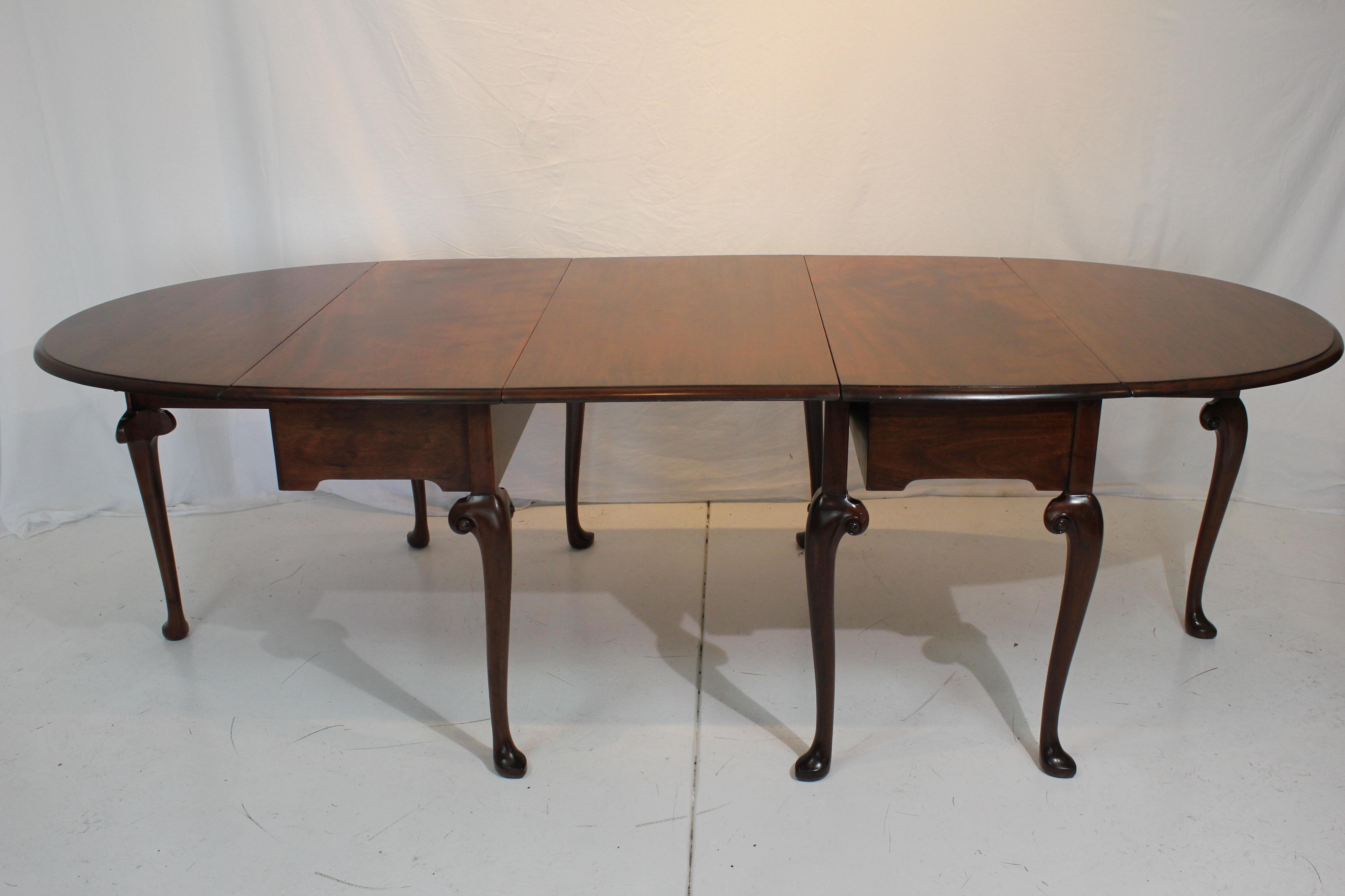 Table de salle à manger géorgienne ancienne à double abattant, début du 19ème siècle Bon état - En vente à Los Angeles, CA