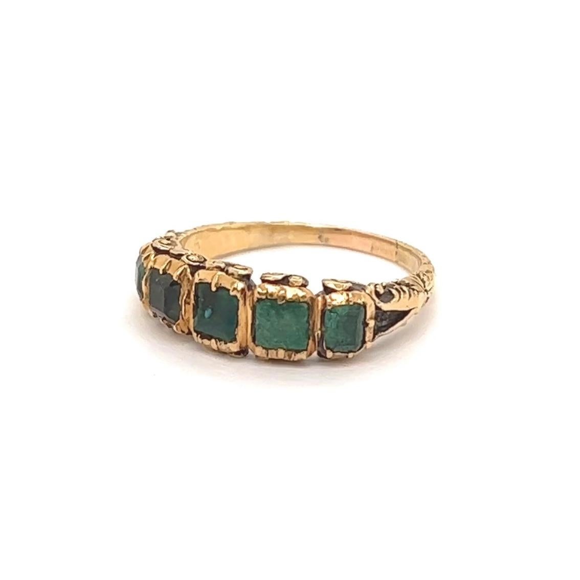 Antique Georgian Emerald 15 Karat Yellow Gold Engraved Five Stone Ring 1