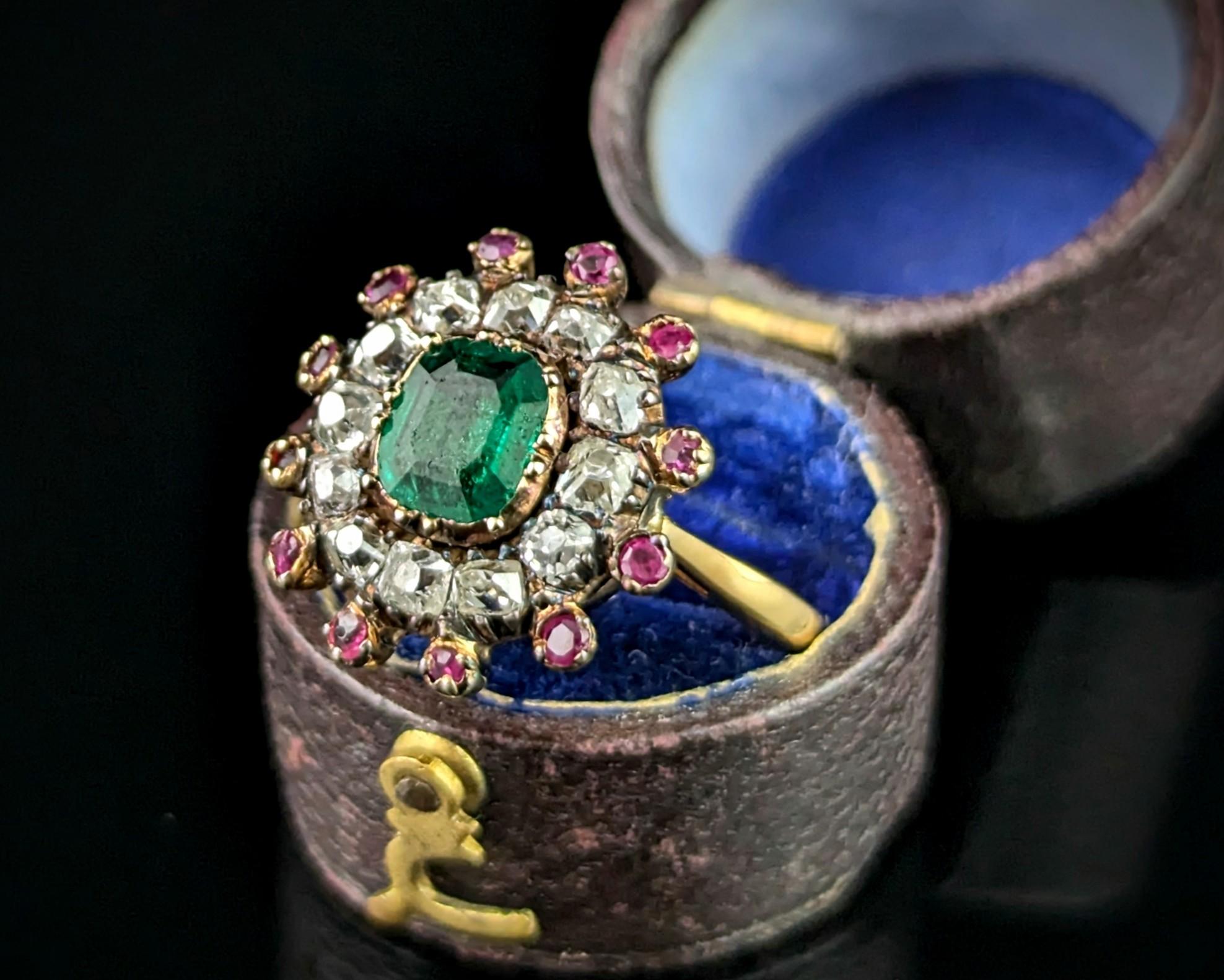 Antique Georgian Emerald, Diamond and Ruby cluster ring, 18k yellow gold 5