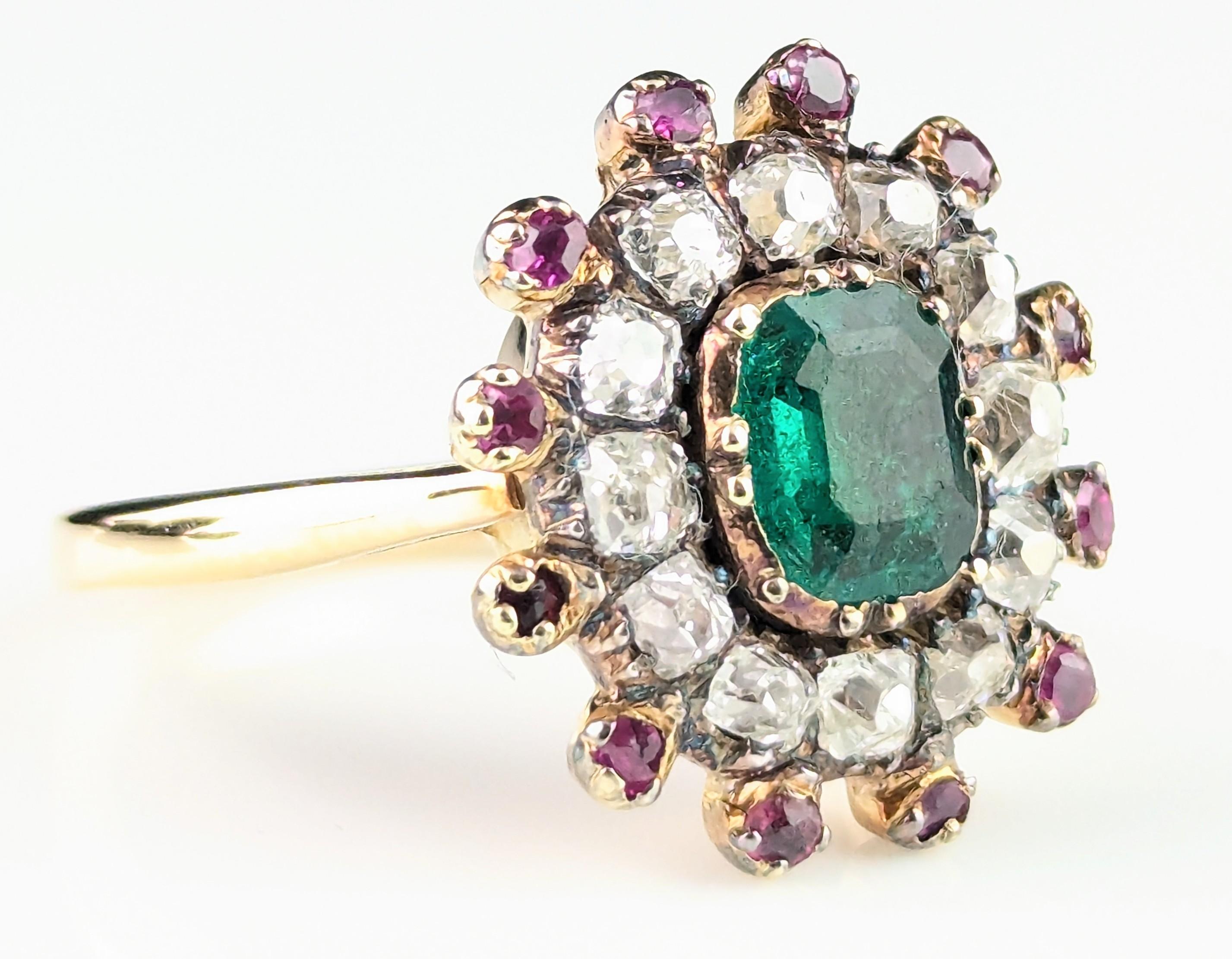Antique Georgian Emerald, Diamond and Ruby cluster ring, 18k yellow gold 9