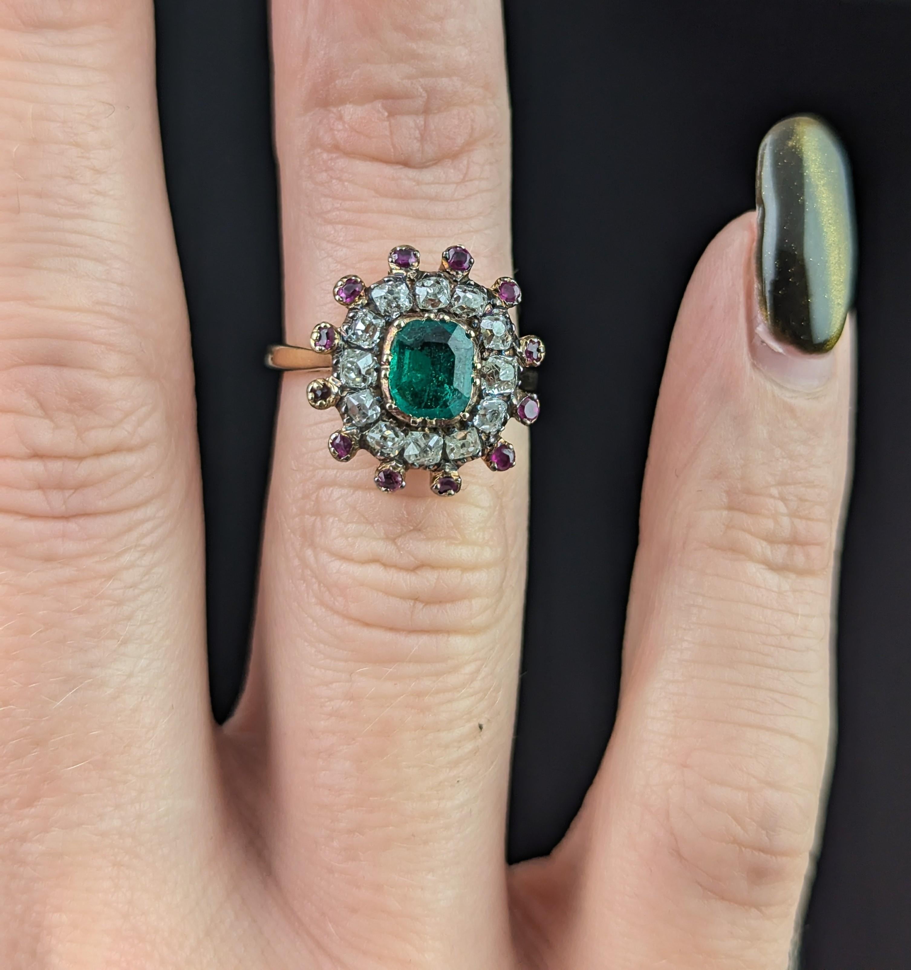 Antique Georgian Emerald, Diamond and Ruby cluster ring, 18k yellow gold 1