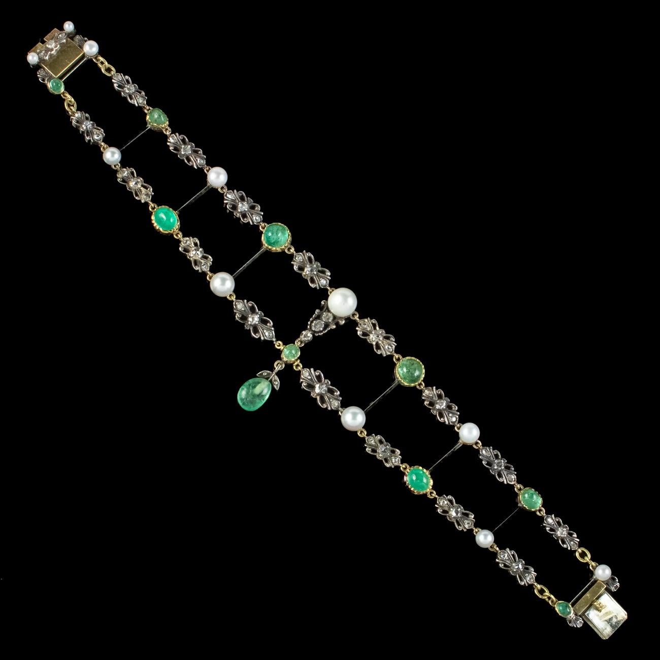 Antikes georgianisches Smaragd-Diamant-Perlenarmband aus Silber 18 Karat Gold im Angebot 1