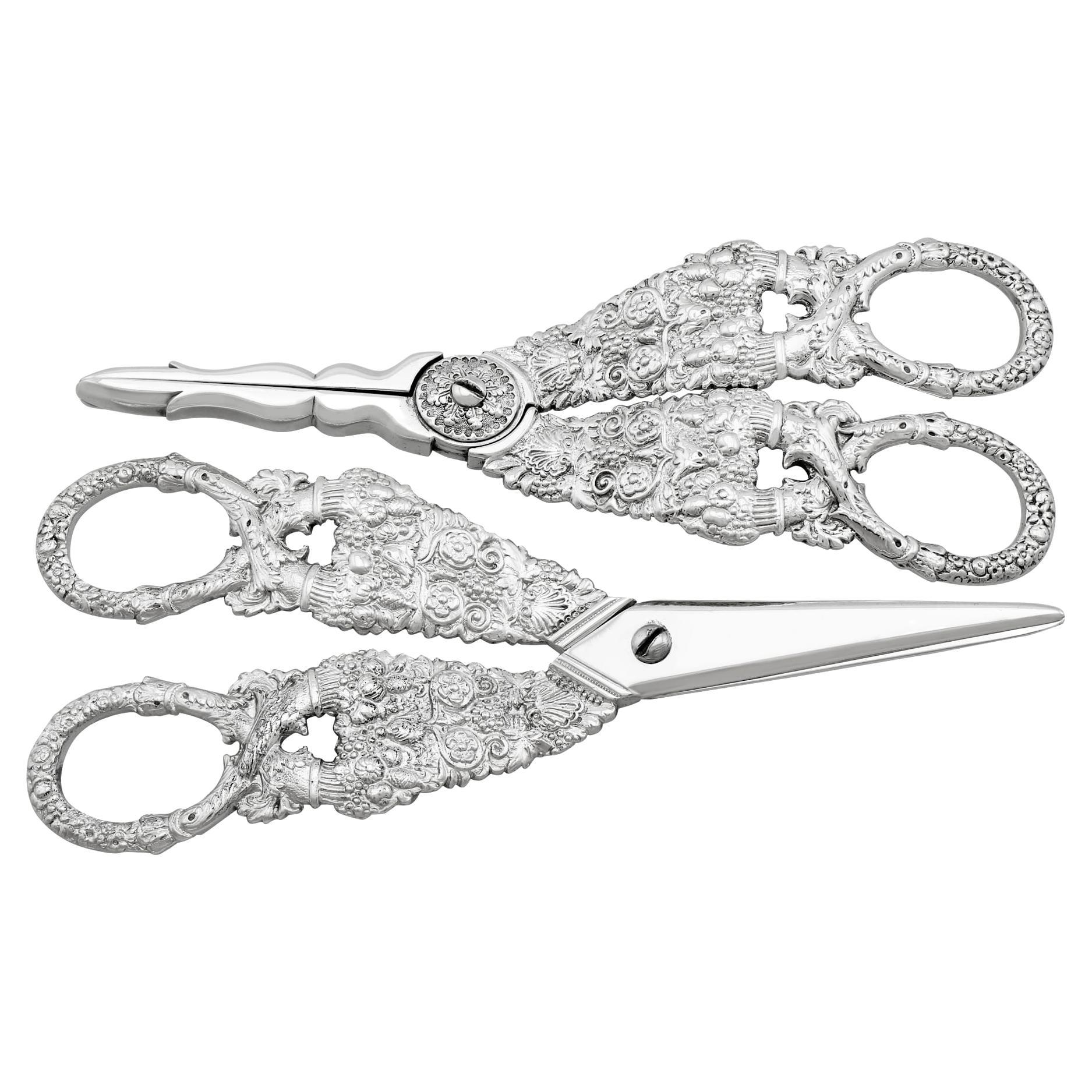 Georgian English Composite Sterling Silver Grape Scissors For Sale