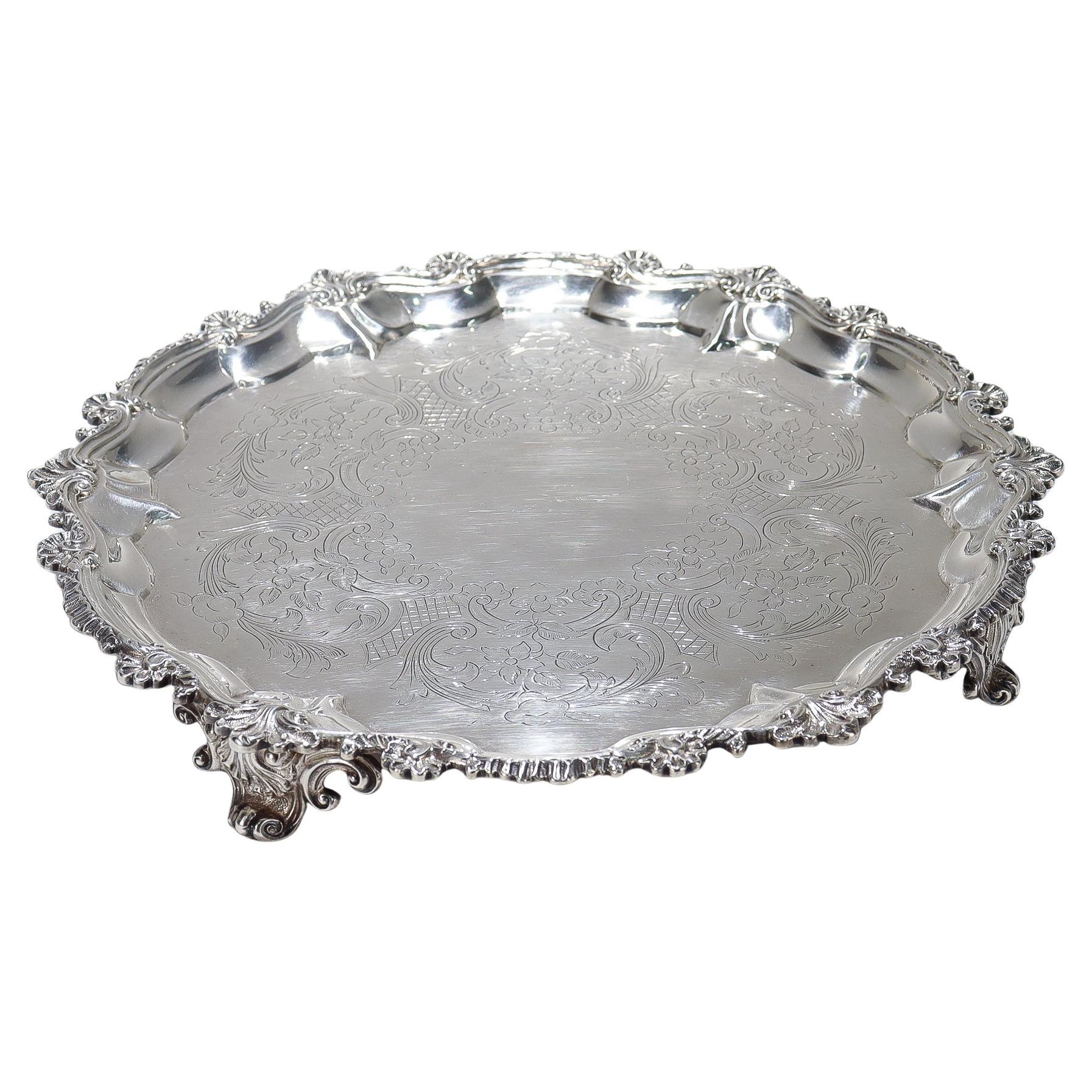 Plata de ley inglesa georgiana antigua 10 3/4 pulg. Salvilla de Ebenezer Coker en venta
