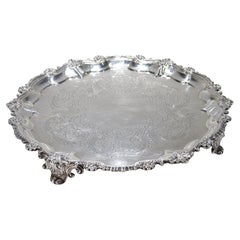 Plata de ley inglesa georgiana antigua 10 3/4 pulg. Salvilla de Ebenezer Coker