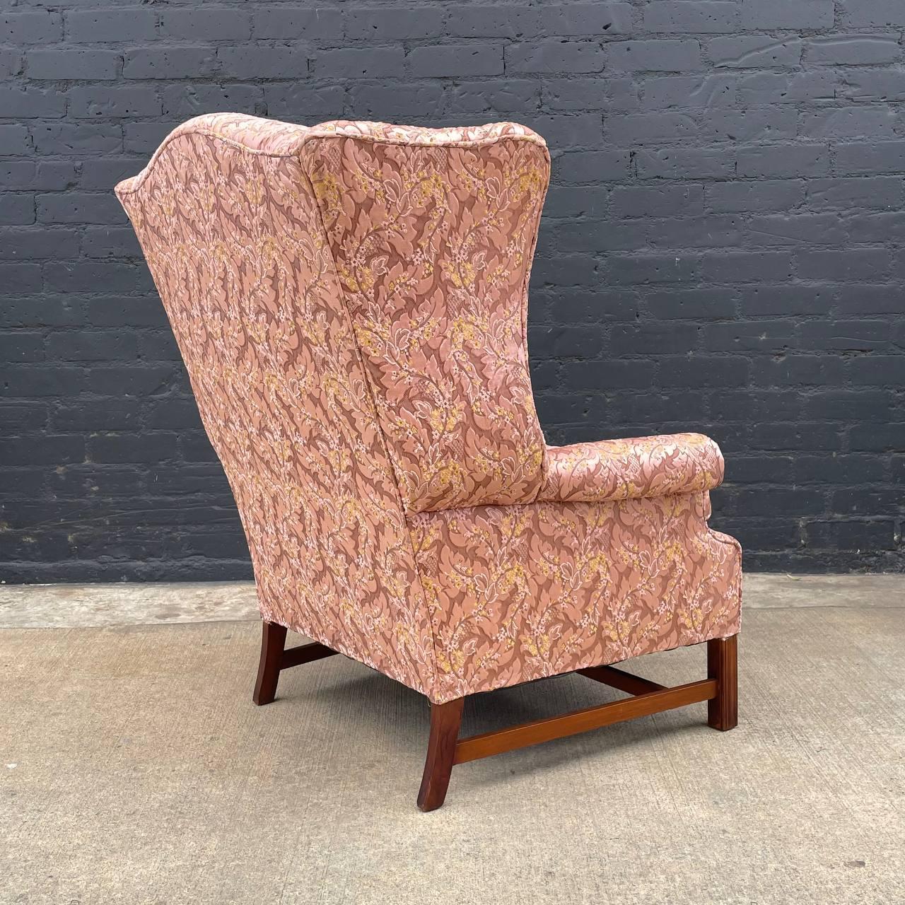 Mid-20th Century Antique Georgian English Style Wing Back Lounge Chair For Sale