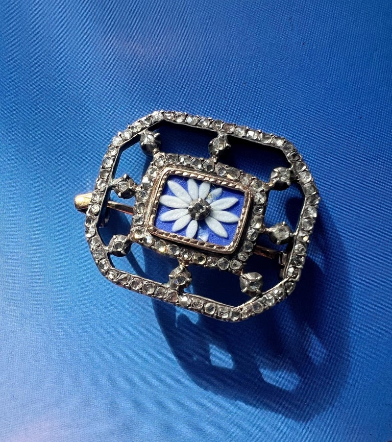 Antique Era 18k Gold Diamond Wedgwood Style Daisy Flower