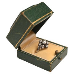 Anello antico di epoca georgiana con diamante (circa 0,7 carati), oro giallo 18 ct.
