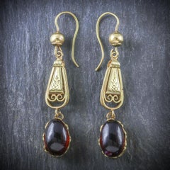 Antique Georgian Garnet 18 Carat Gold circa 1800 Earrings