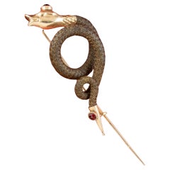 Antique Georgian Garnet Mourning Snake Pin in 18 Carat Gold, circa 1830