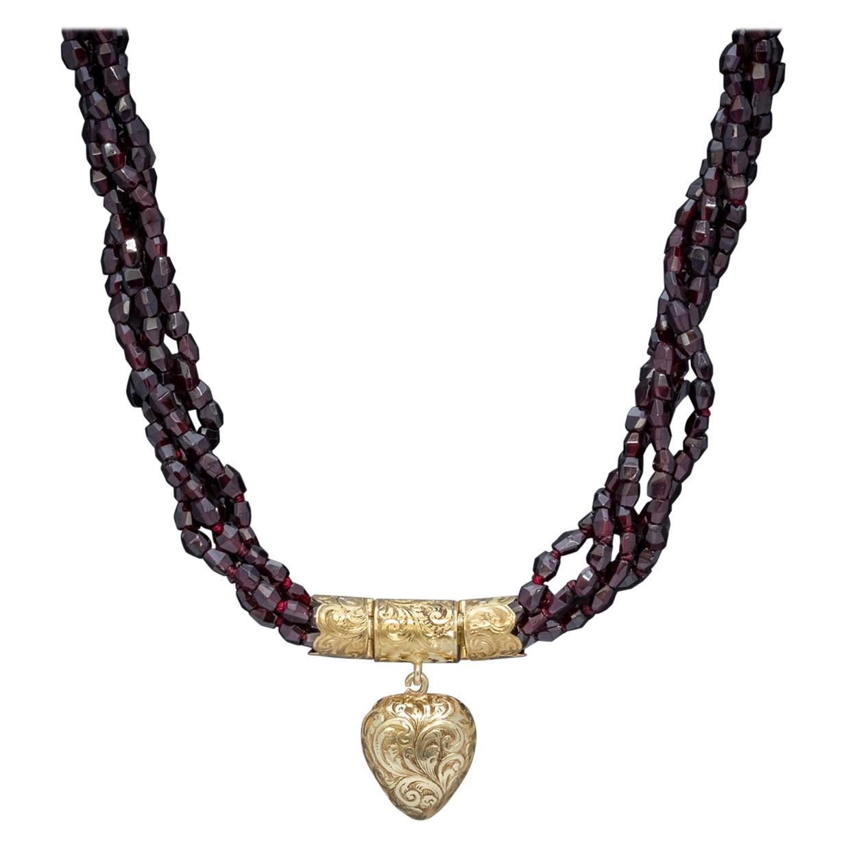 Antique Georgian Garnet Necklace 18 Carat Gold Heart Locket, circa 1800 For Sale