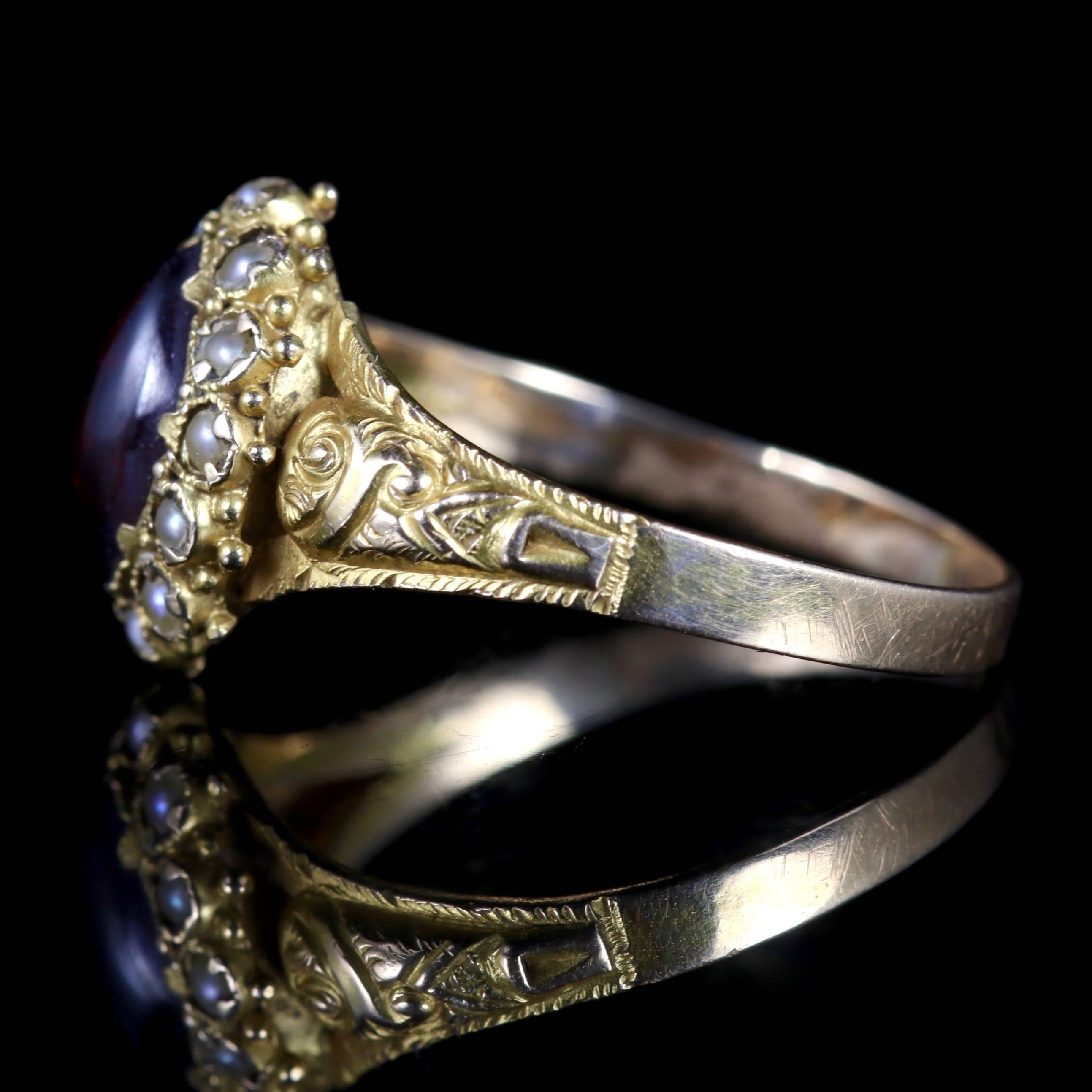 Antique Georgian Garnet Pearl Ring 18 Carat Gold, circa 1820 1