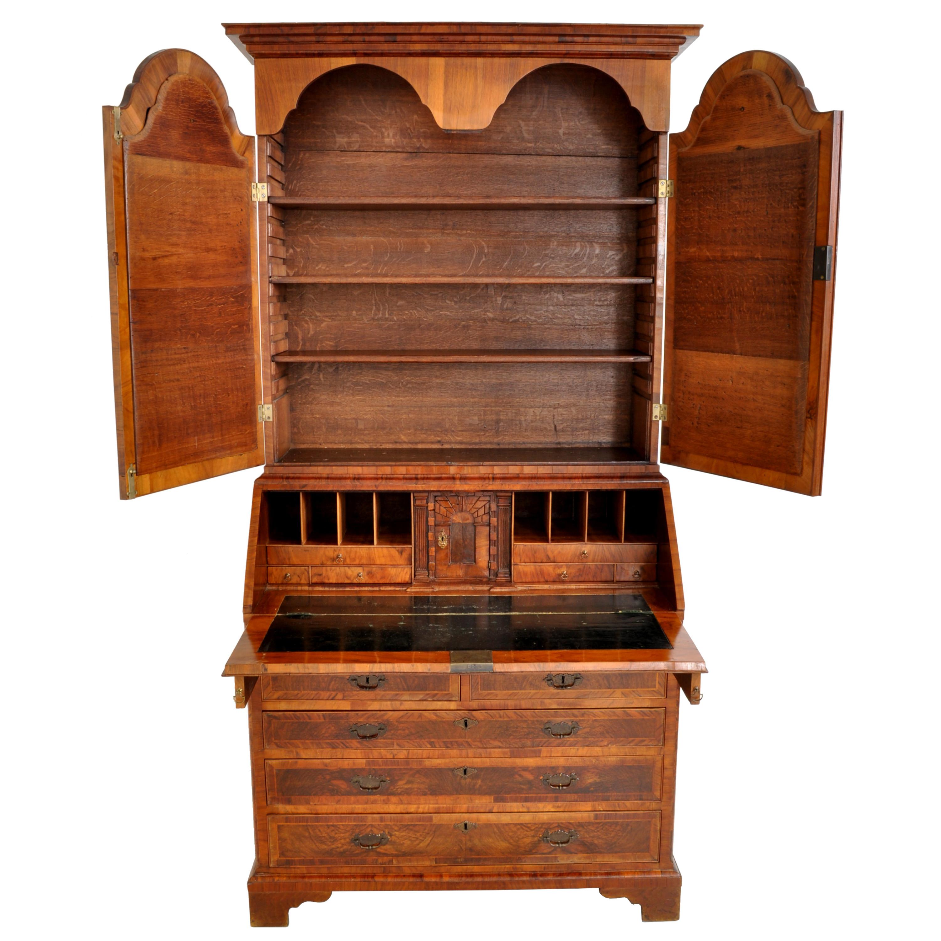 Antique Georgian George II Figured Walnut Bookcase Bureau Secretary Desk, 1750 For Sale 2
