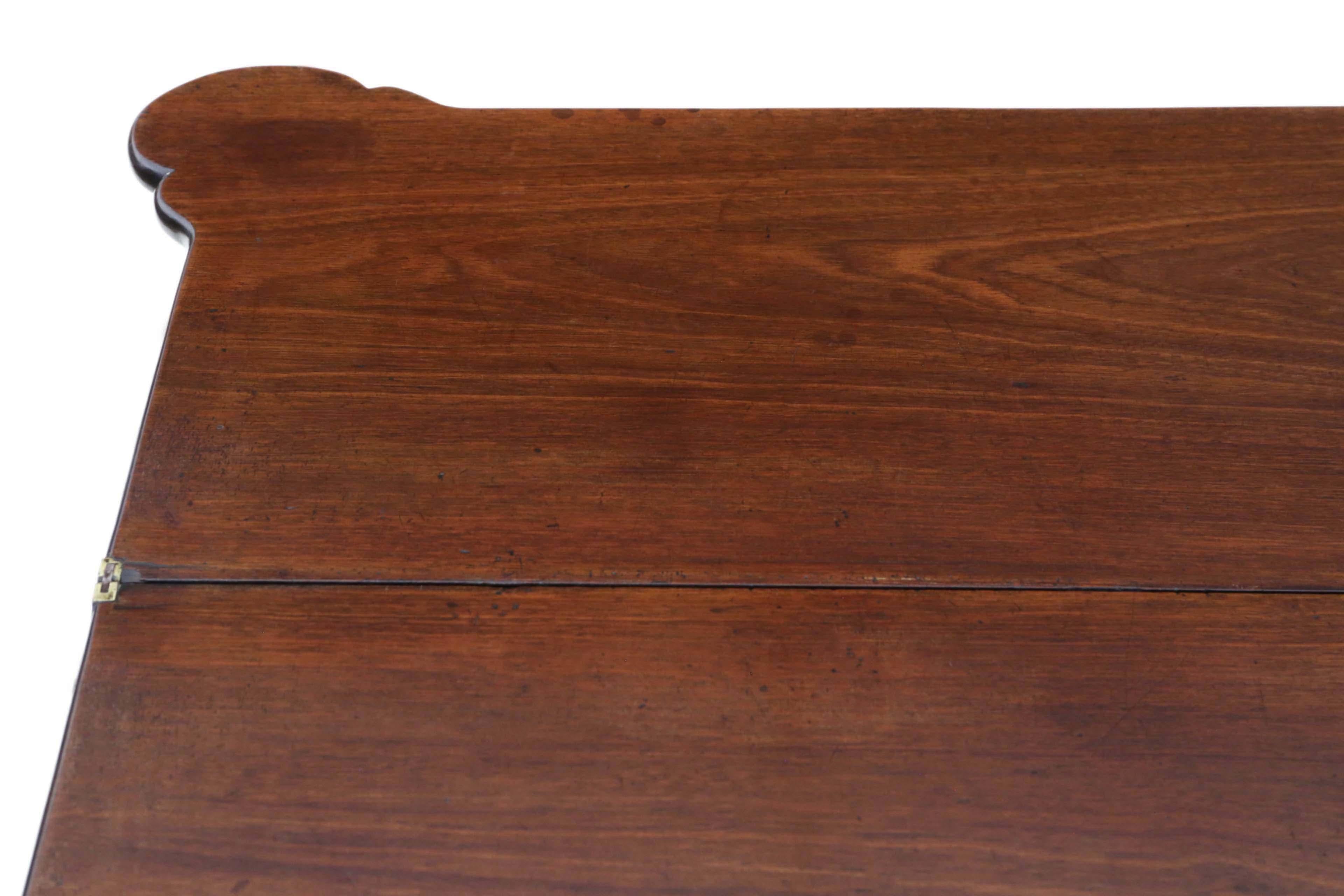 Ancienne table à cartes ou à thé géorgienne George II en acajou incrusté - C1750 en vente 3