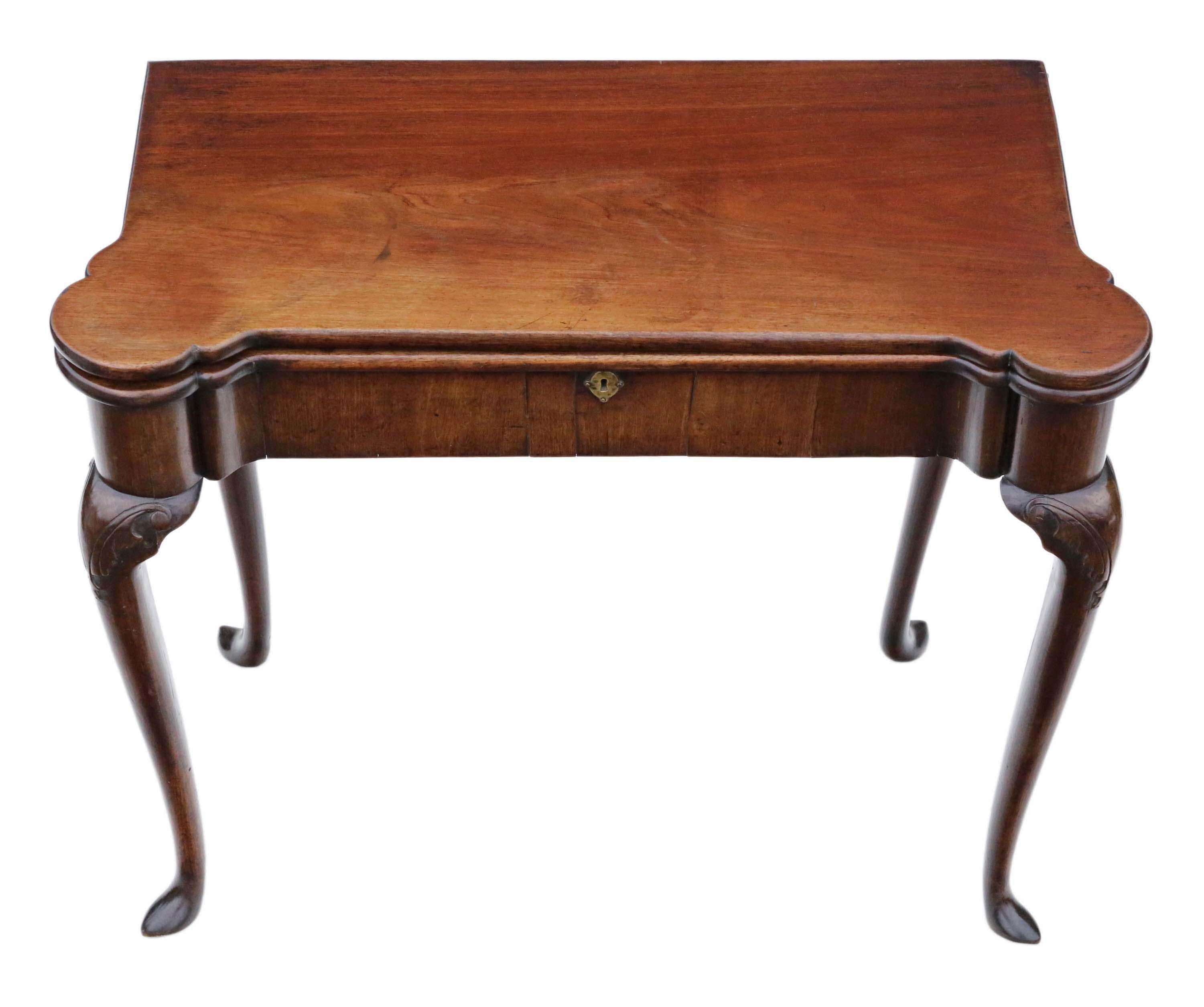Antique quality Georgian II C1750 inlaid mahogany folding card or tea table. Possibly Irish.

A very rare quality table in very good condition that is full of age, charm and character.

Solid, with no loose joints and no woodworm. Rare lift up
