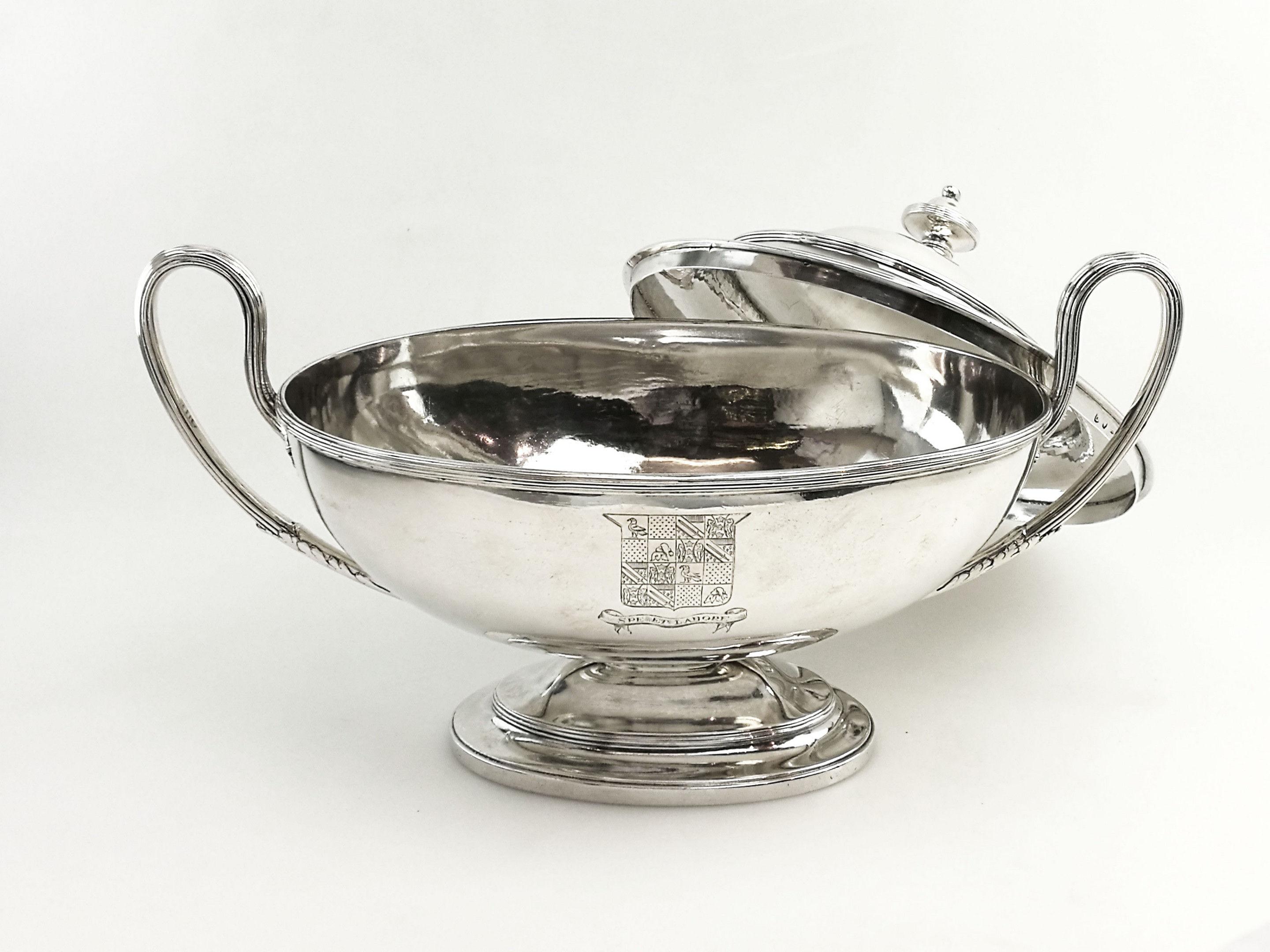 English Antique Georgian George III Silver Soup Tureen 1779 Serving Tableware