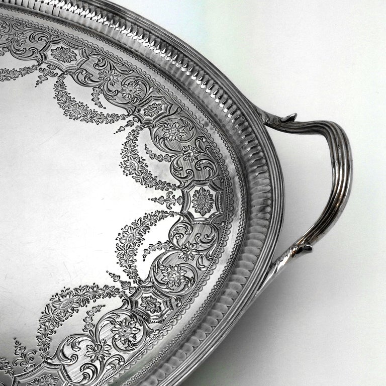 Antique Georgian George III Sterling Silver Tea Tray / Oval Serving Tray, 1788 In Good Condition For Sale In London, GB