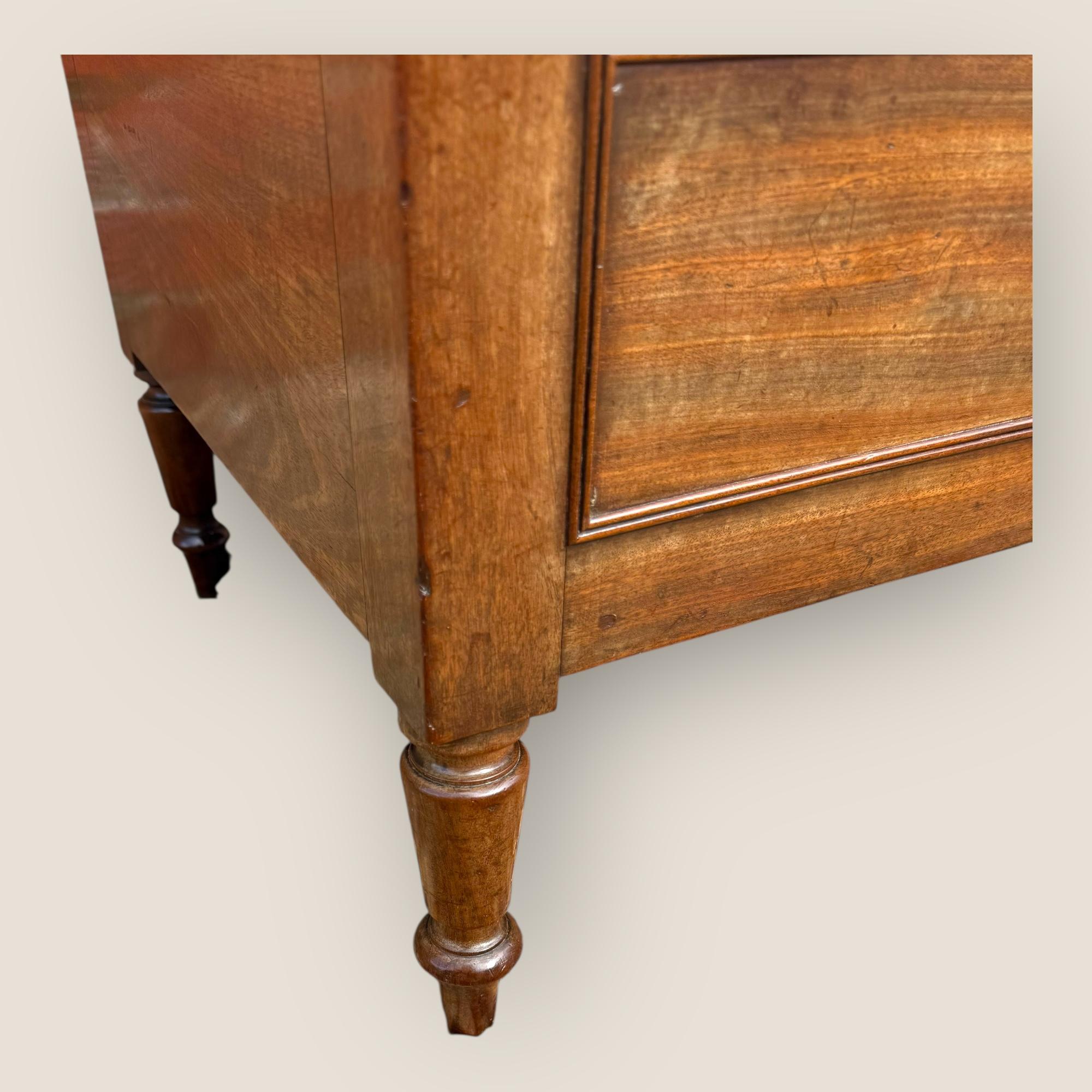 Antica credenza georgiana Gillows of Lancaster in mogano in vendita 8