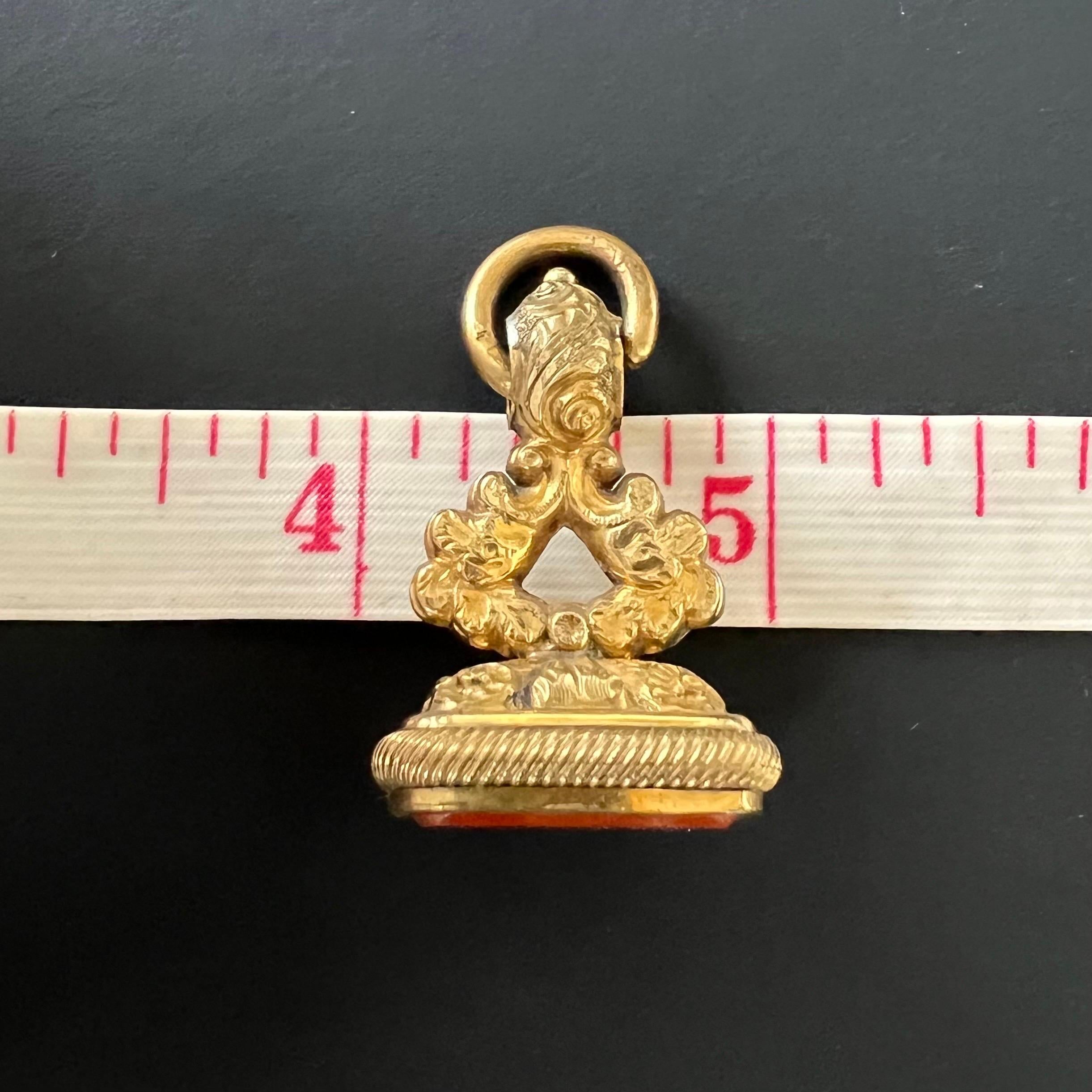Colgante de leontina de cornalina con caja de oro georgiano antiguo en venta 2