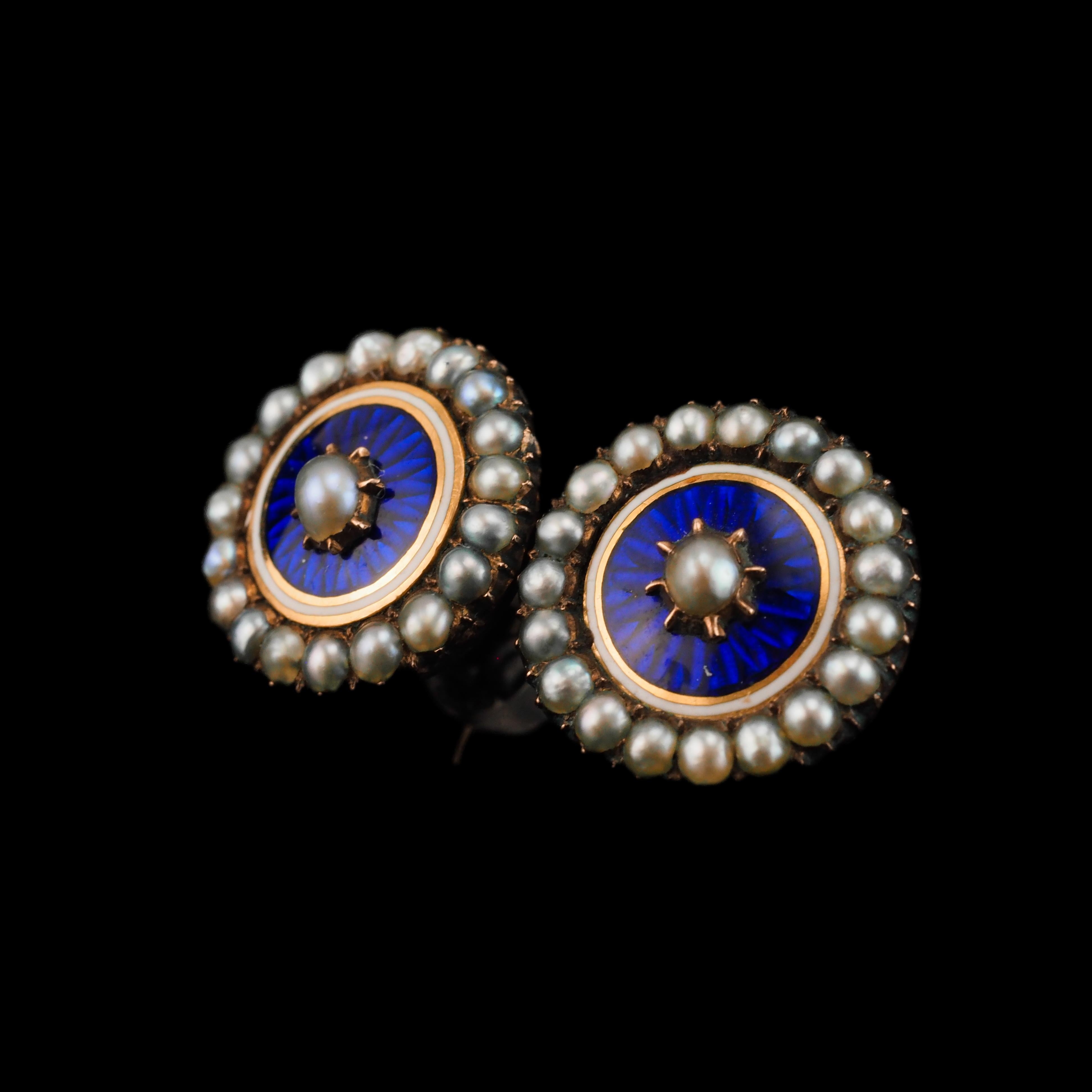 Antique Georgian Gold Earrings with Blue Enamel Guilloche Pearl Cluster c.1800 For Sale 4