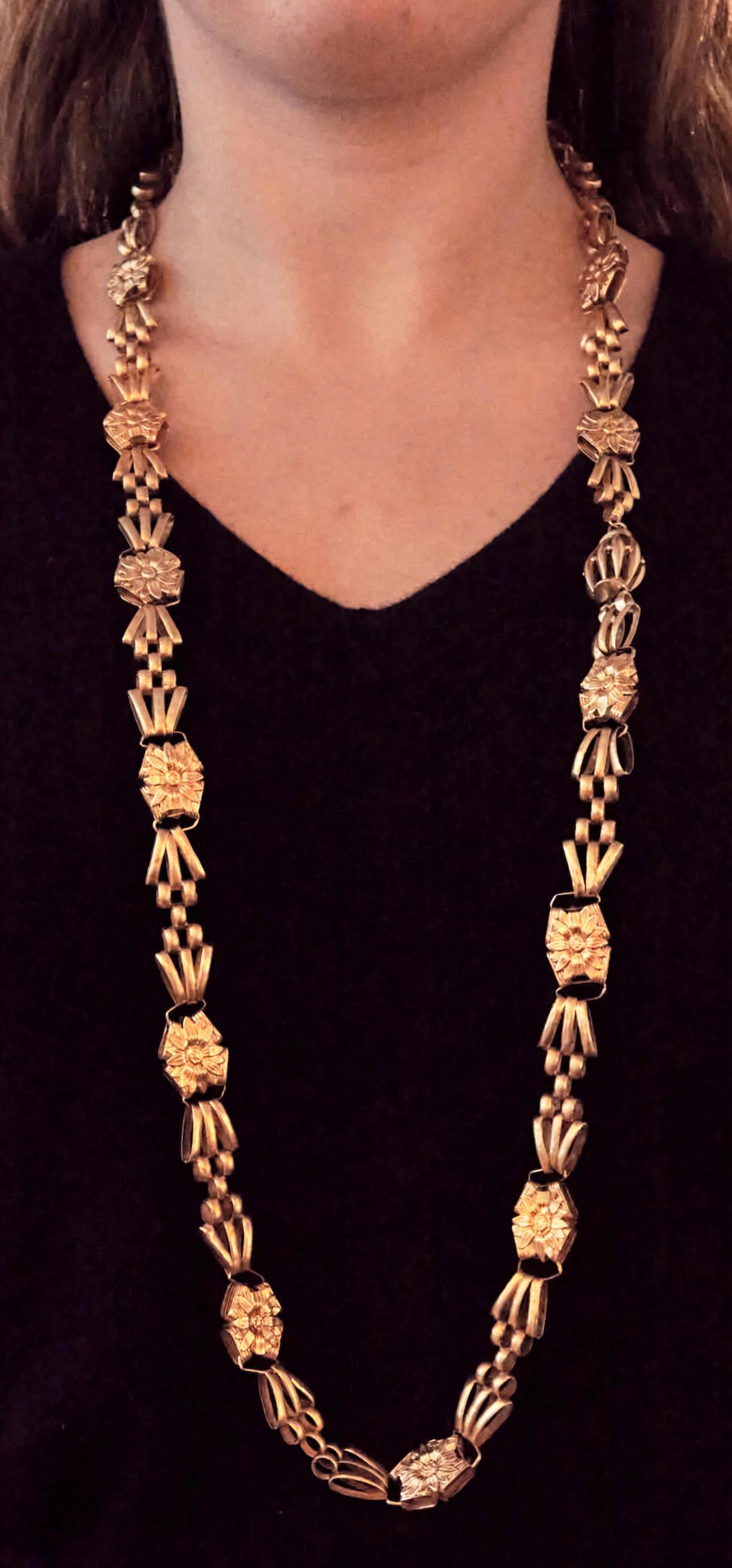Antique Georgian Gold Long Chain For Sale 2