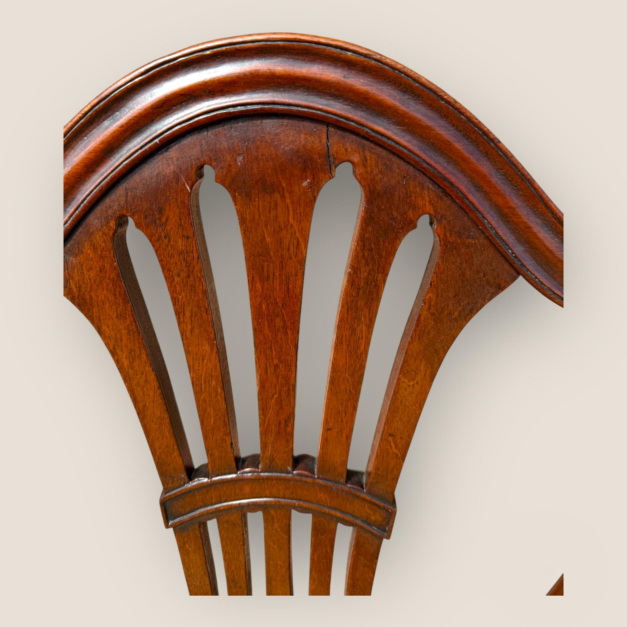 Antique Georgian Hepplewhite Period Floral Upholstered Mahogany Carver Chair For Sale 2
