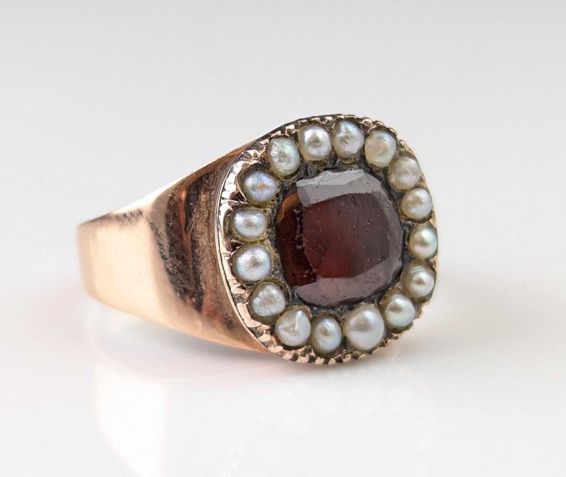Antique Georgian Hessonite Garnet and Pearl ring, 9k rose gold For Sale 7