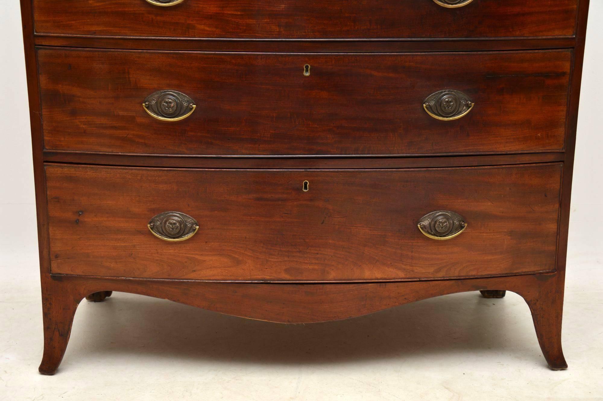 Antique Georgian III Mahogany Bow Fronted Chest of Drawers 3