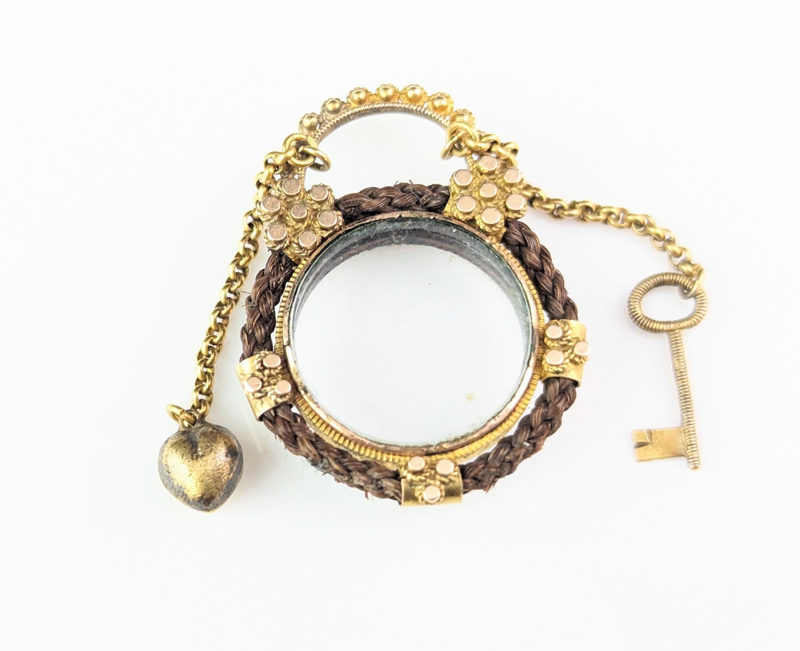 Antique médaillon de deuil de deuil « Key to my Heart » en or 18 carats et cheveux, en vente 8