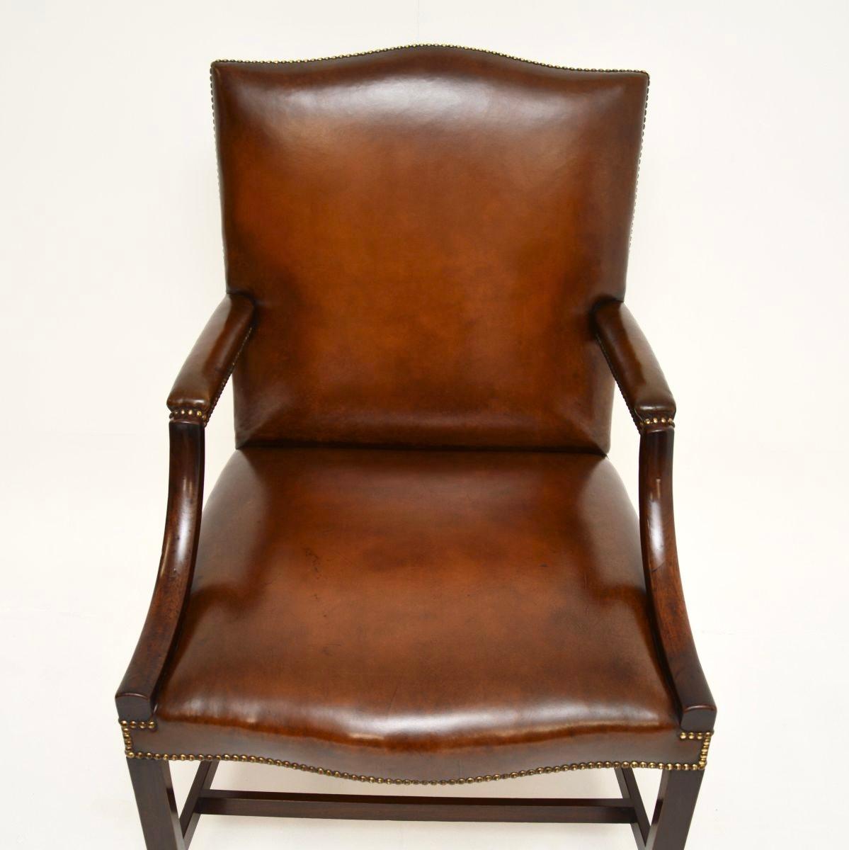 Antique Georgian Leather Gainsborough Armchair For Sale 2
