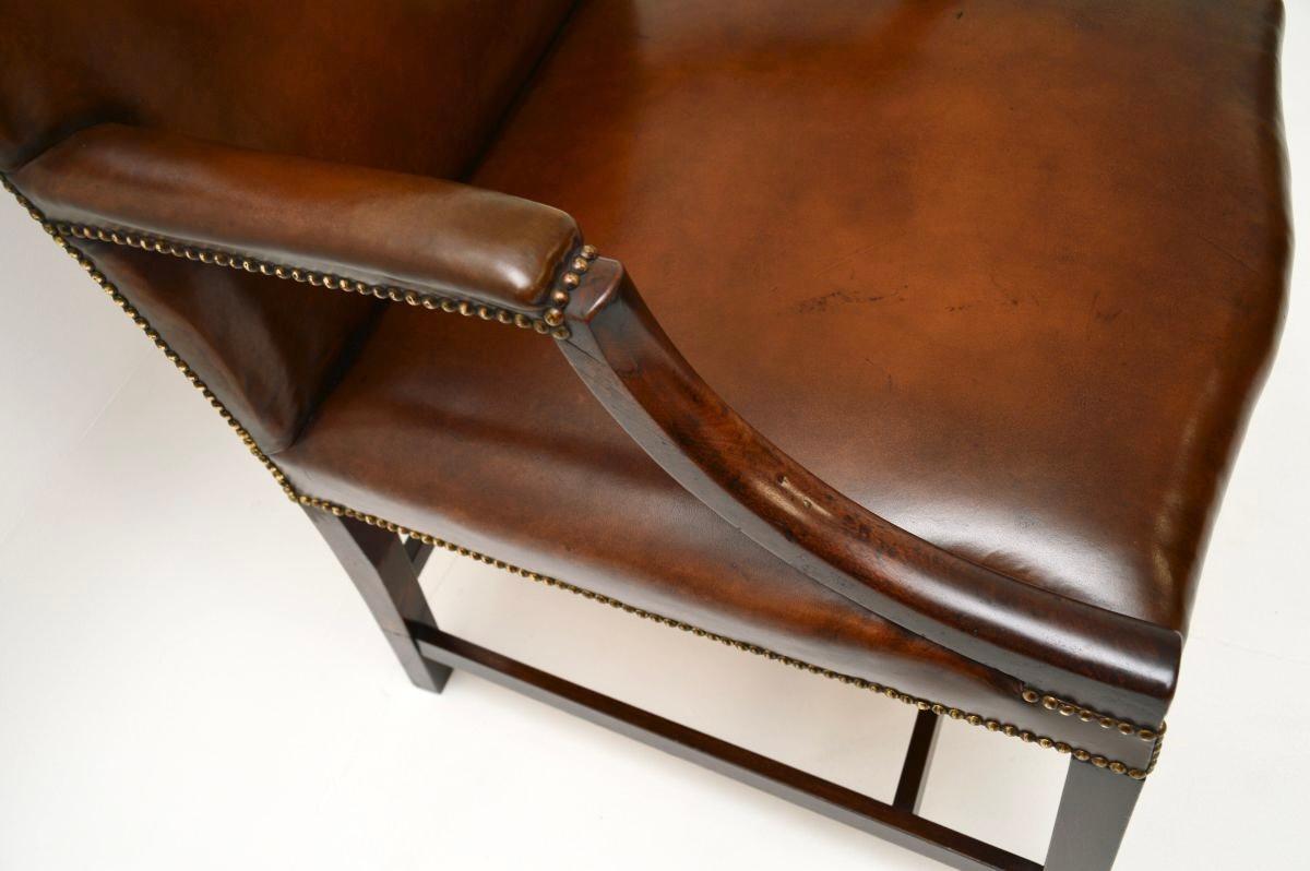 Antique Georgian Leather Gainsborough Armchair For Sale 3