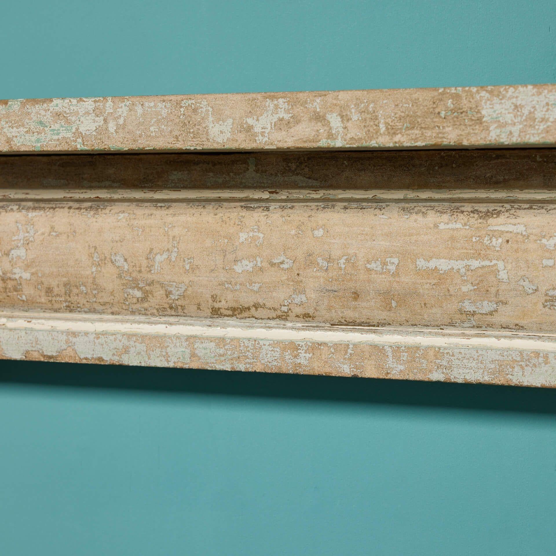 Pietra Camino antico in pietra calcarea georgiana a occhio di bue in vendita