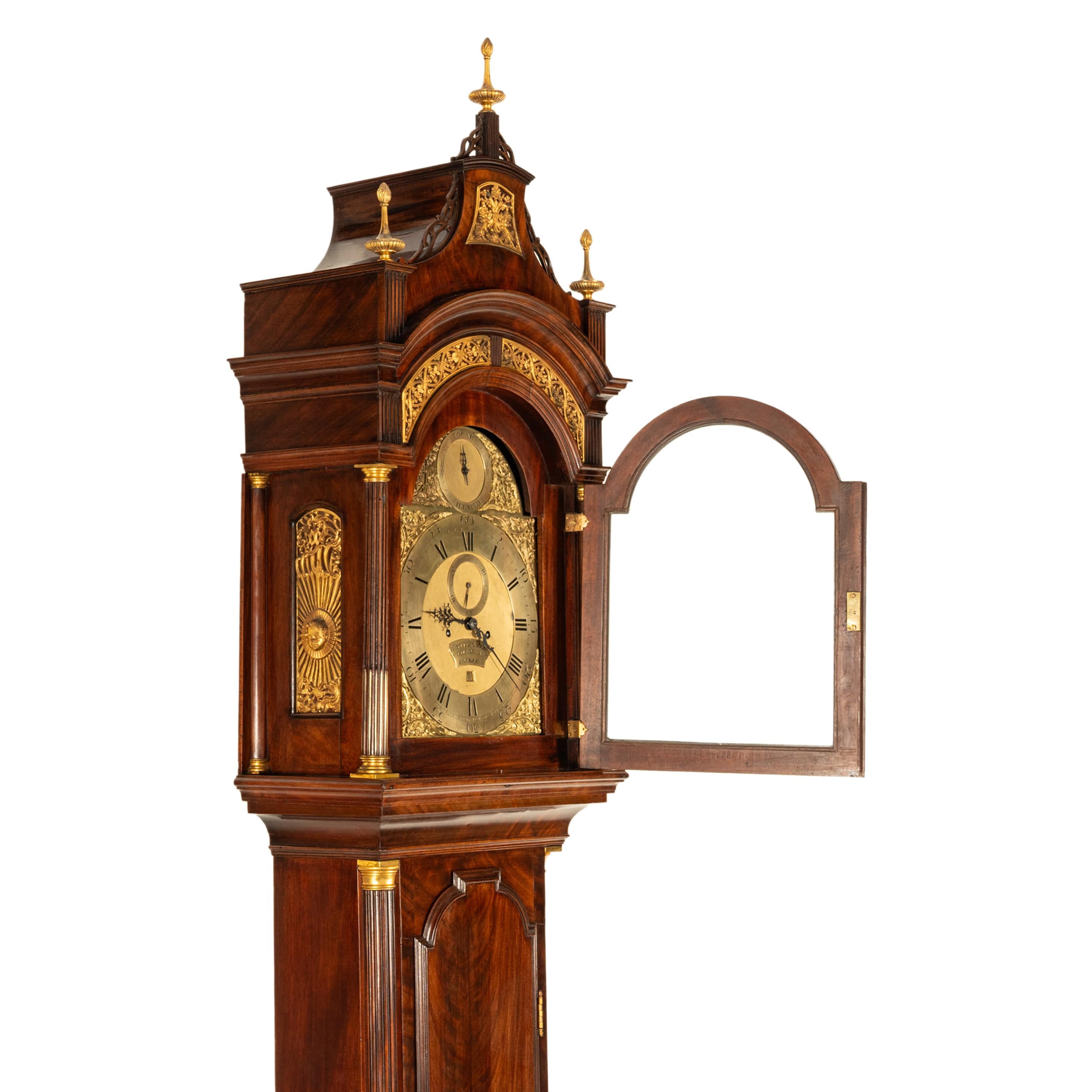 Antiguo reloj de pie georgiano de caja larga Higgs & Evans London Spanish Market finales del siglo XVIII en venta