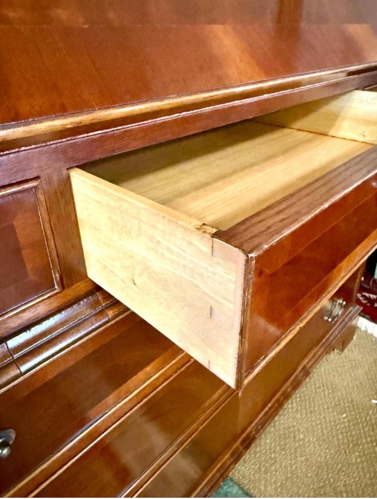 XIX secolo Antico gabinetto di porcellana georgiano in mogano, credenza, scrivania e segreteria in vendita