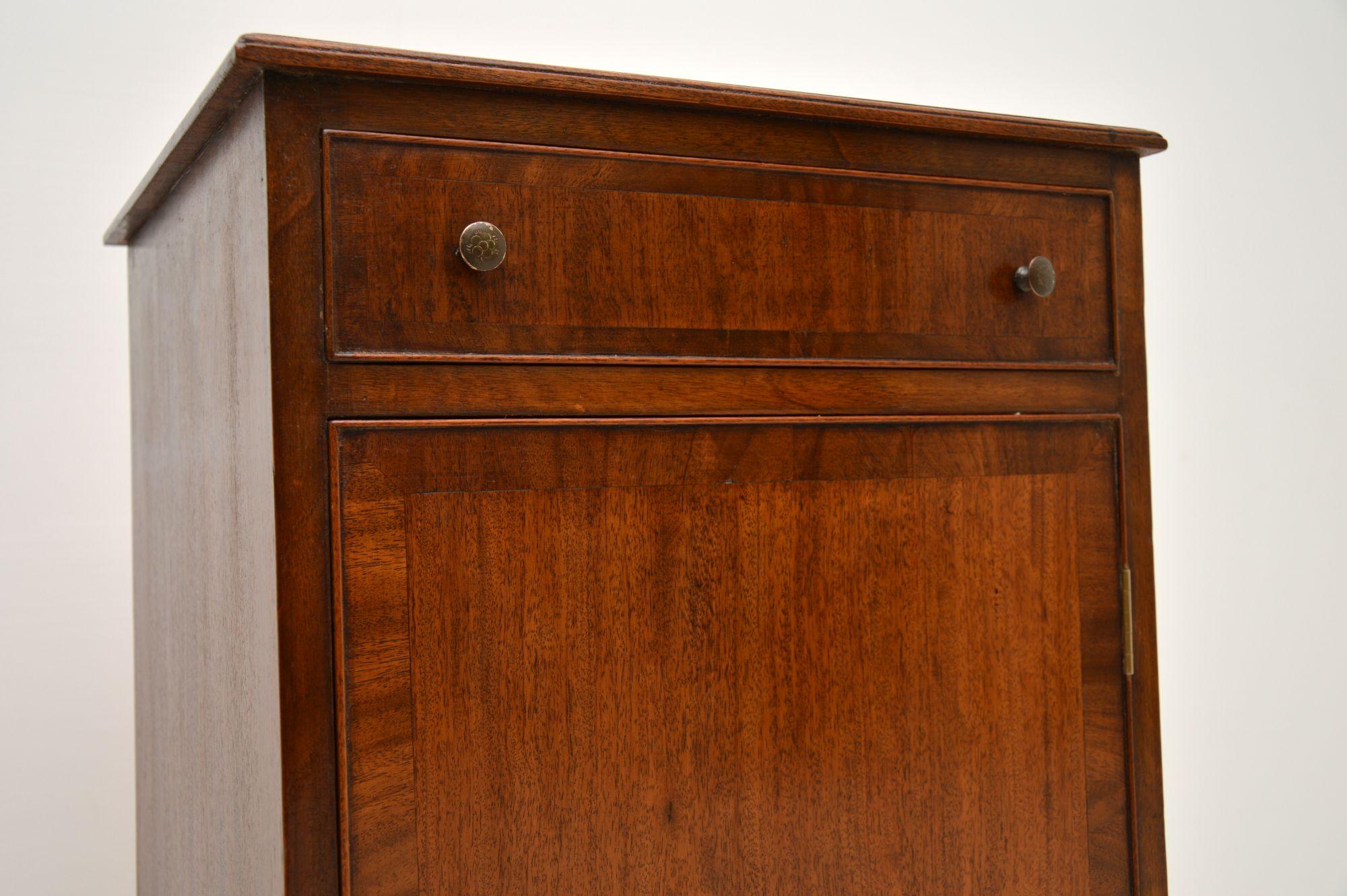 Wood Antique Victorian Cabinet