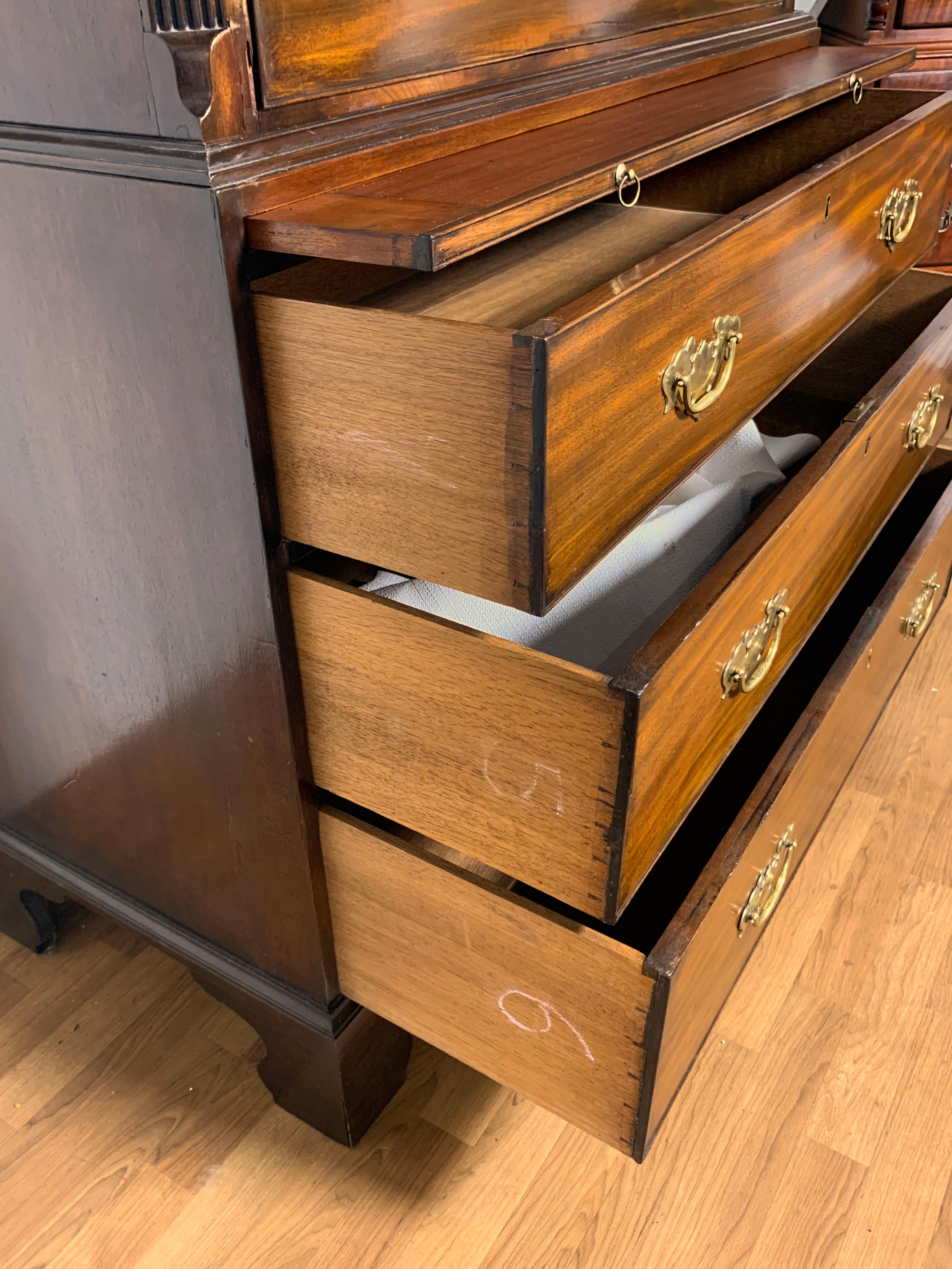 Antique Georgian Mahogany Chest on Chest Highboy Dresser Circa Late 18th Century 10