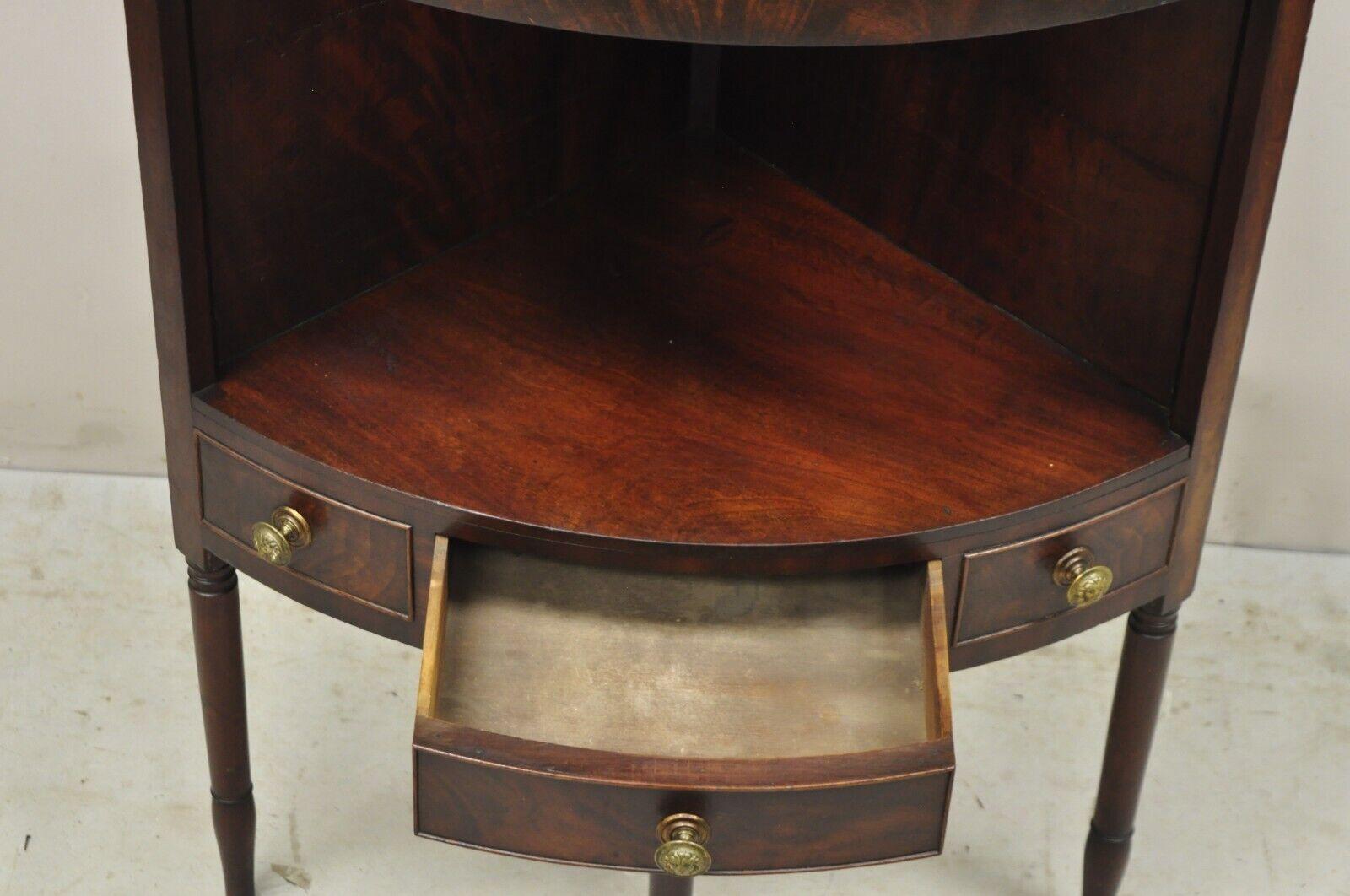Antique Georgian Mahogany Corner Washstand Side Table with Drawer For Sale 1