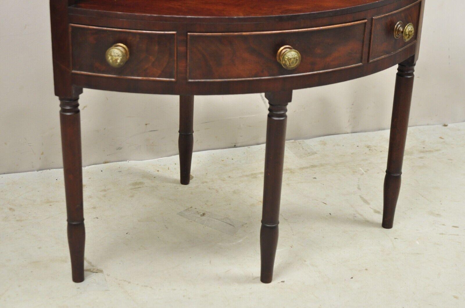 Antique Georgian Mahogany Corner Washstand Side Table with Drawer For Sale 4