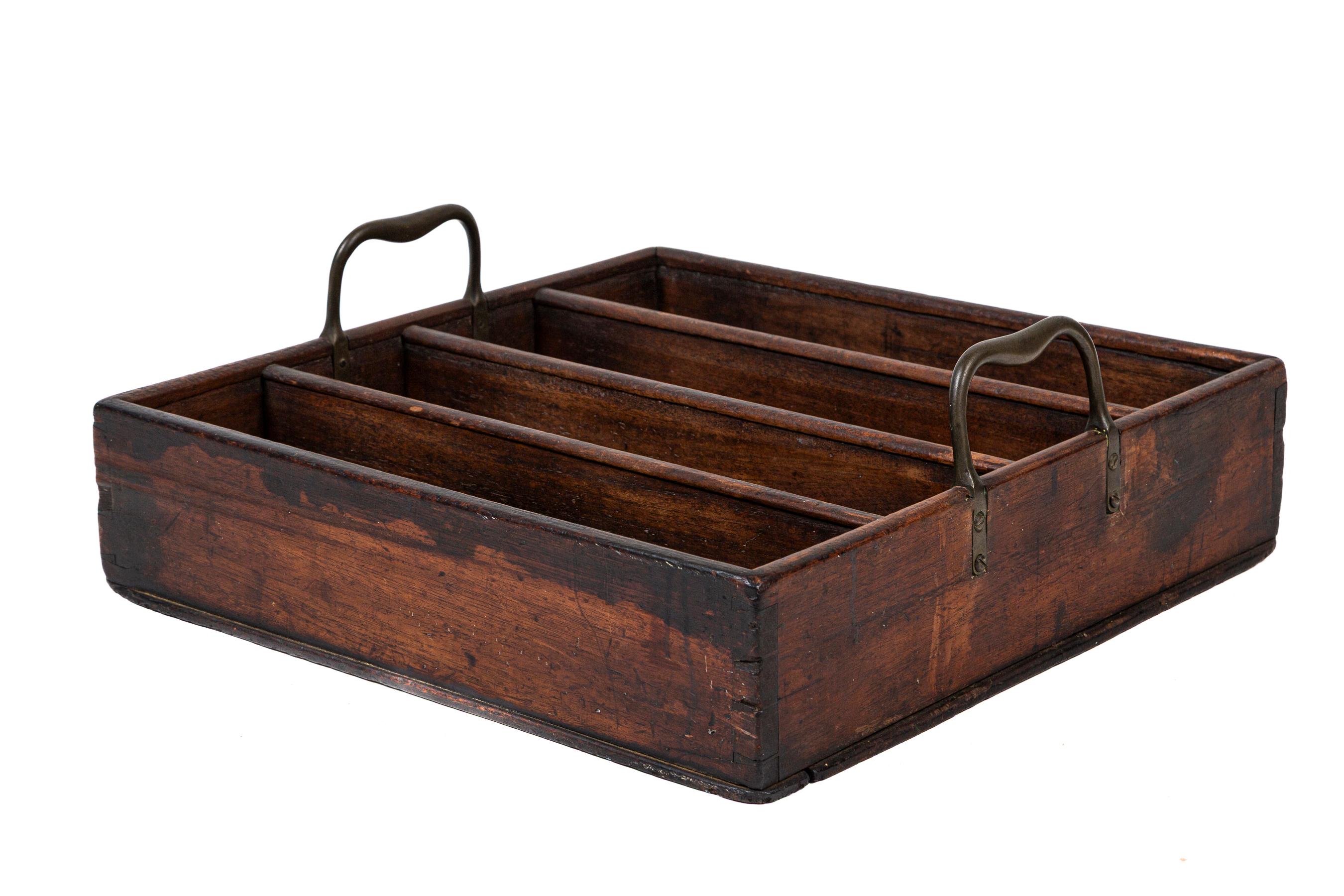 Antikes georgianisches Mahagoni-Besteck-Tablett, England, frühes 19. (Georgian) im Angebot