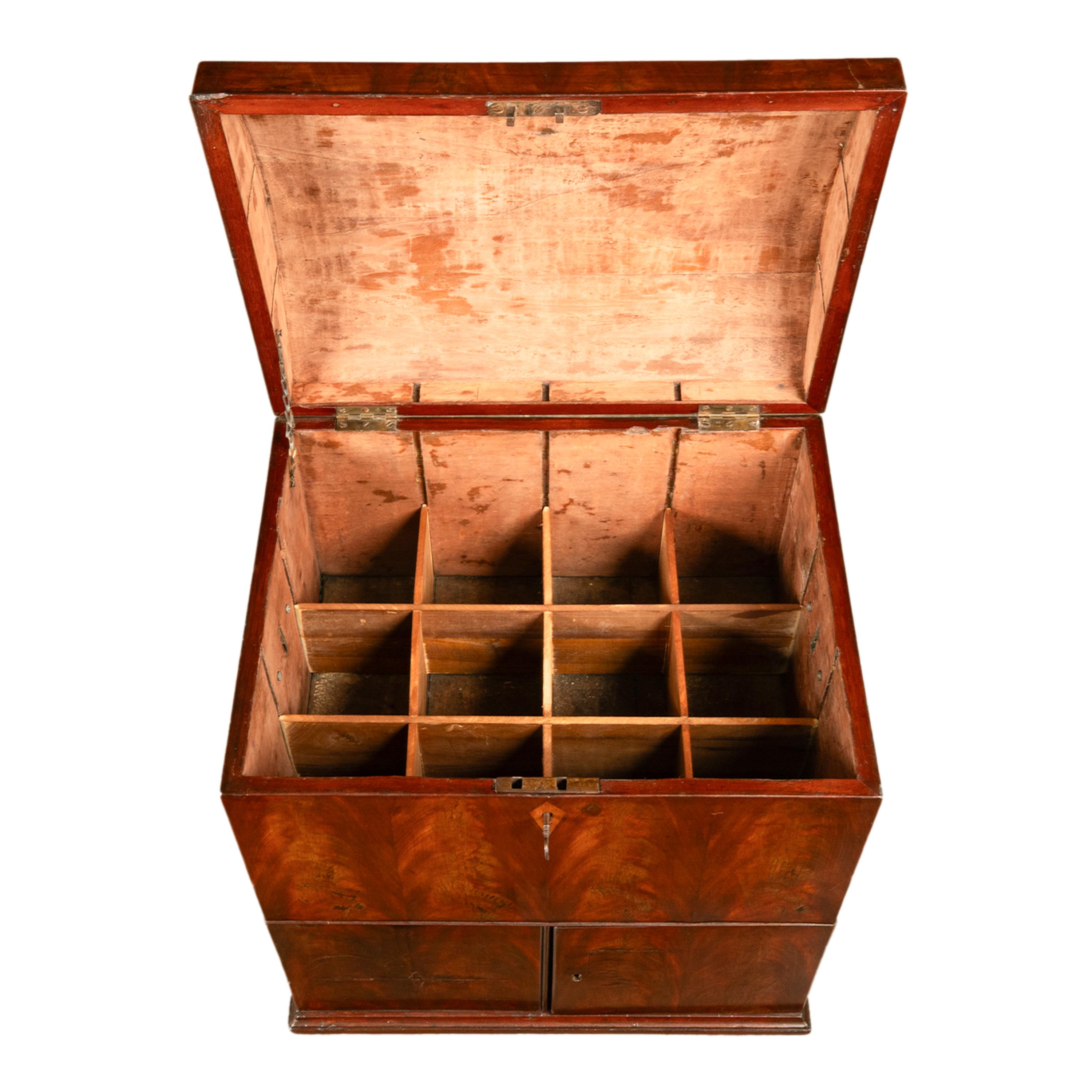 Antique Georgian Mahogany Domed Top Wine Liquor Cellarette Cabinet Box 1780 For Sale 4