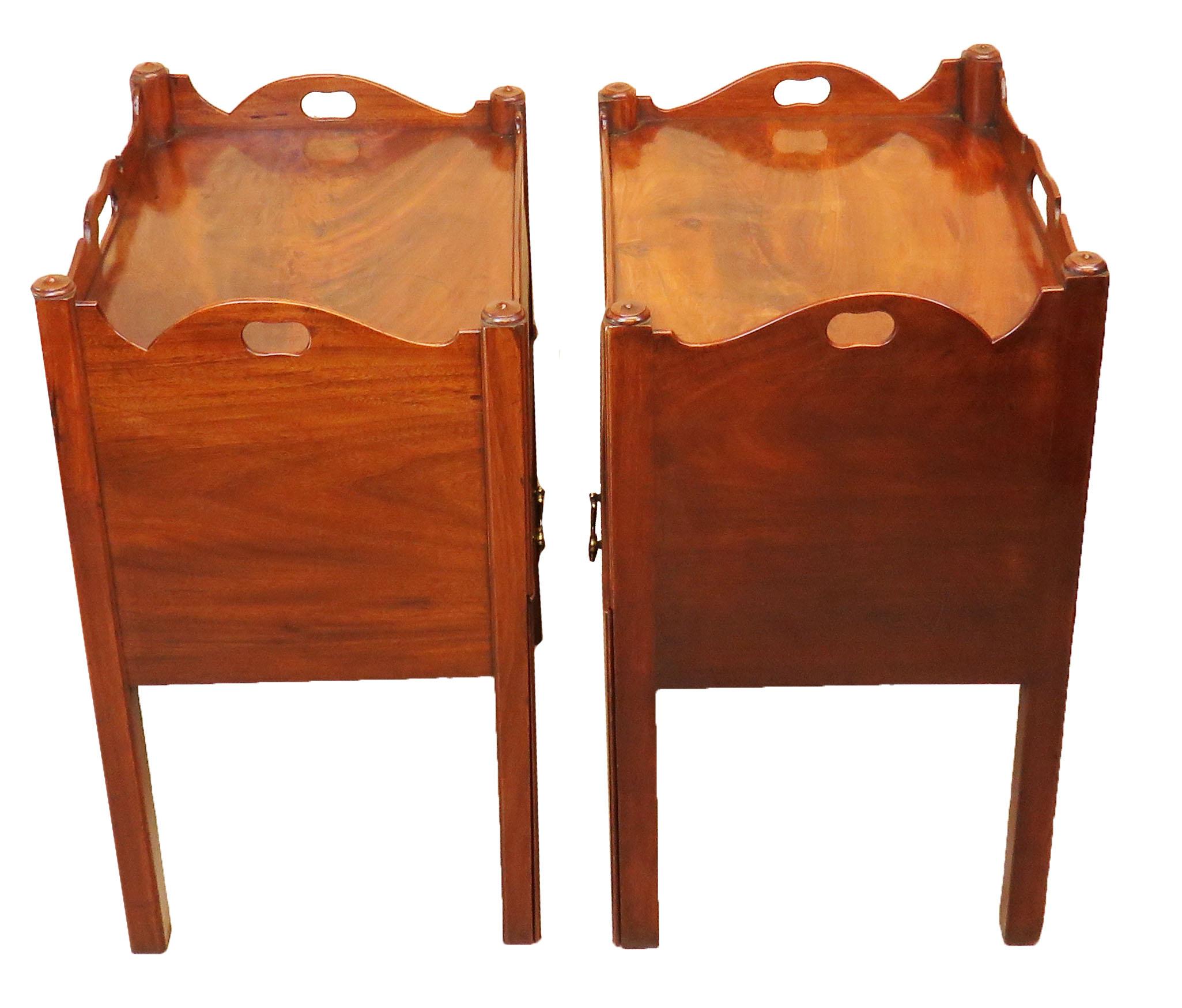 Antique Georgian Mahogany Matched Pair of Bedside Night Tables 1