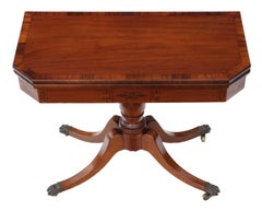 Ancienne table à thé à cartes pliante géorgienne en acajou