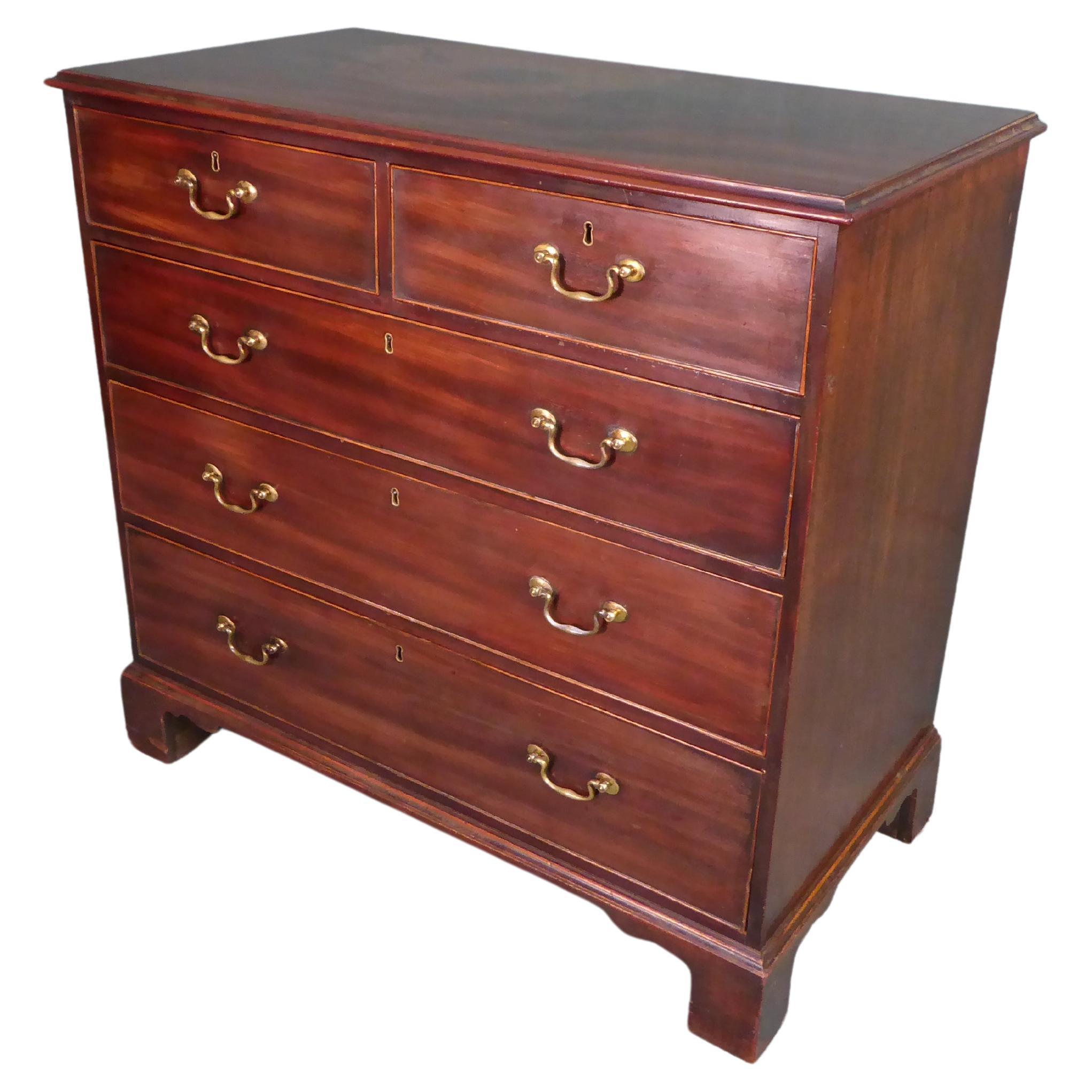 Antique Georgian mahogany scotttish chest of drawers with secret drawers within. For Sale