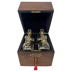 Antico decanter da vino per liquori Tantalus in mogano georgiano Decanter in cristallo 19 ct