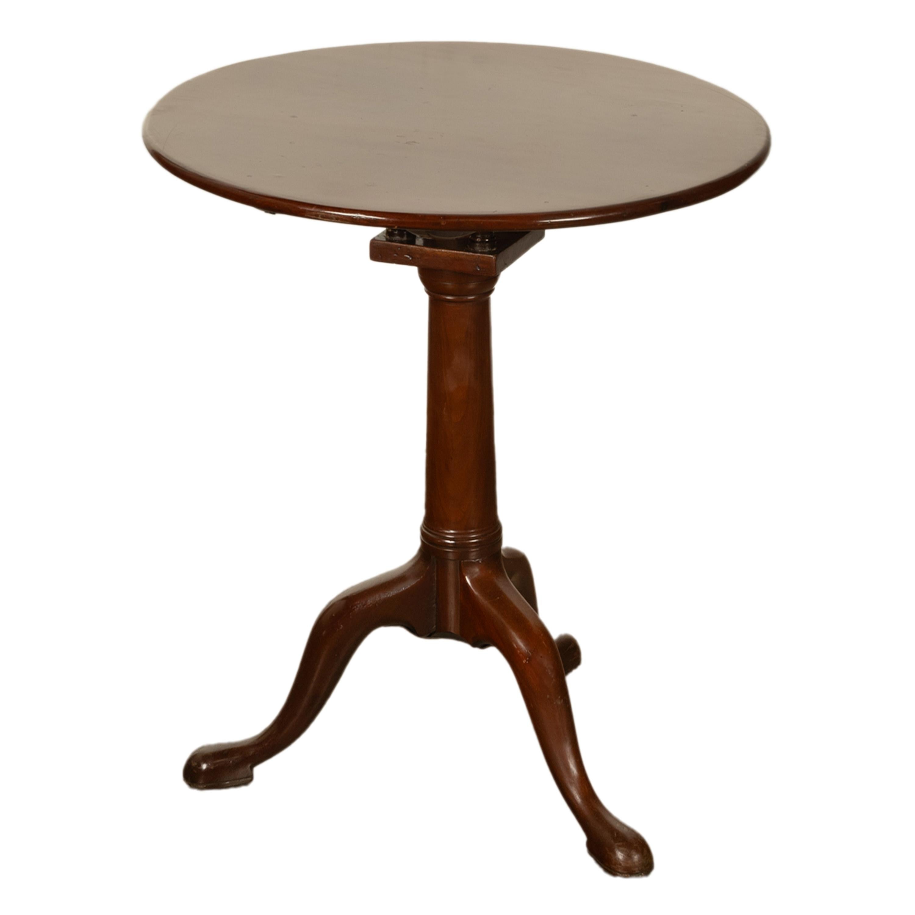 Antique Georgian Mahogany Tilt Top Tripod Pedestal Wine Table Candlestand 1760 For Sale 6