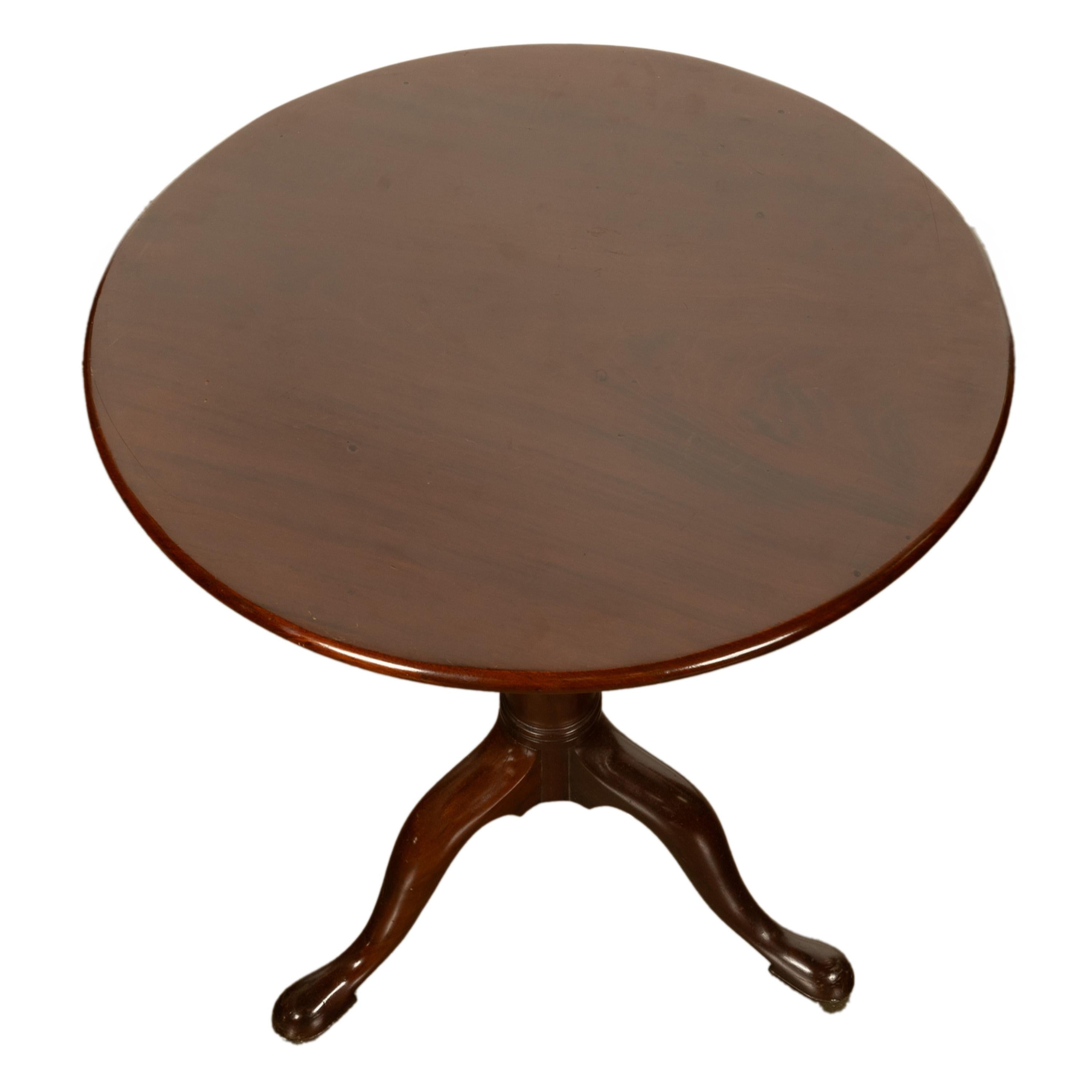 Antique Georgian Mahogany Tilt Top Tripod Pedestal Wine Table Candlestand 1760 For Sale 8