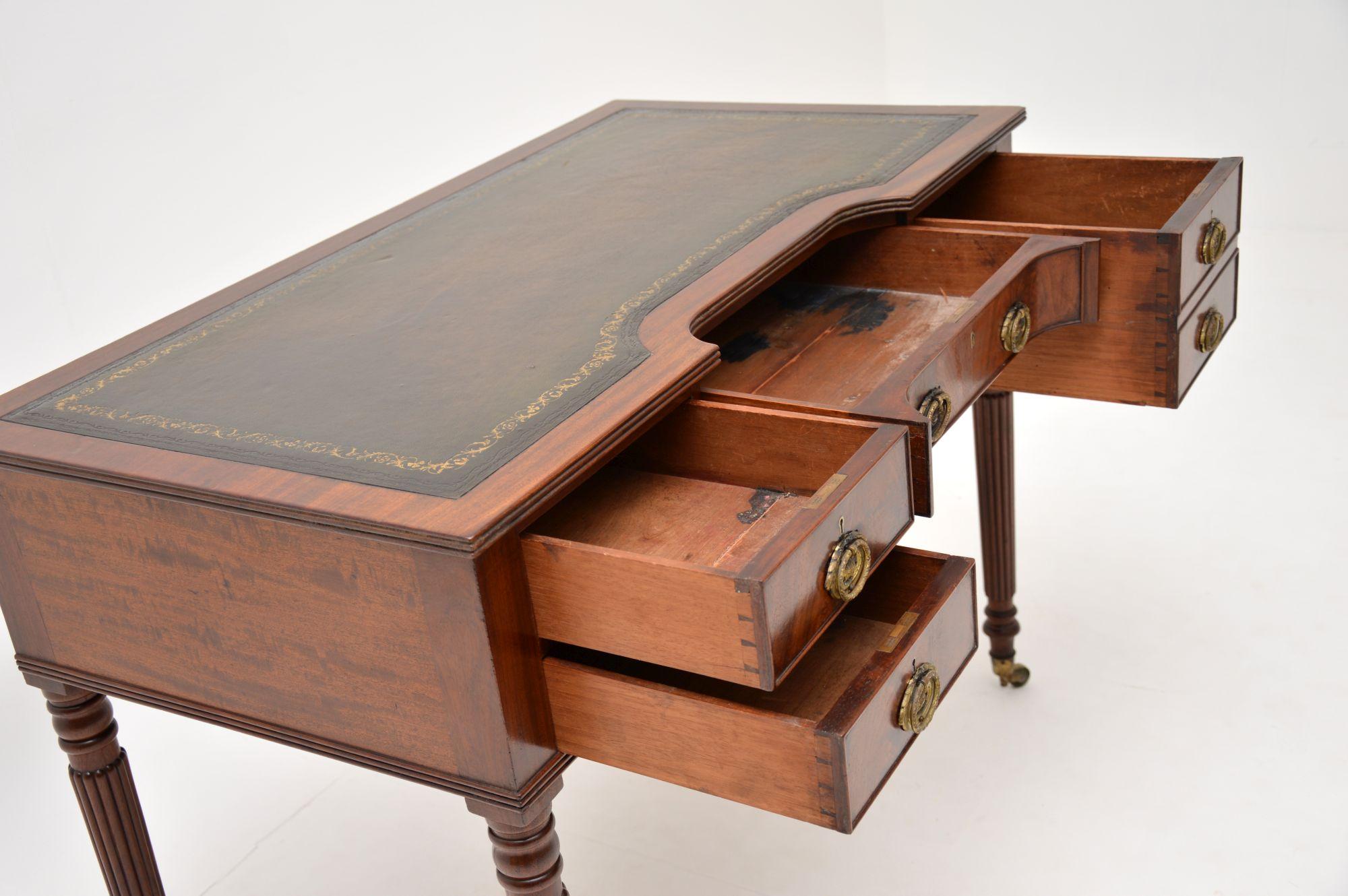Antique Georgian Mahogany Writing Table / Desk In Good Condition In London, GB