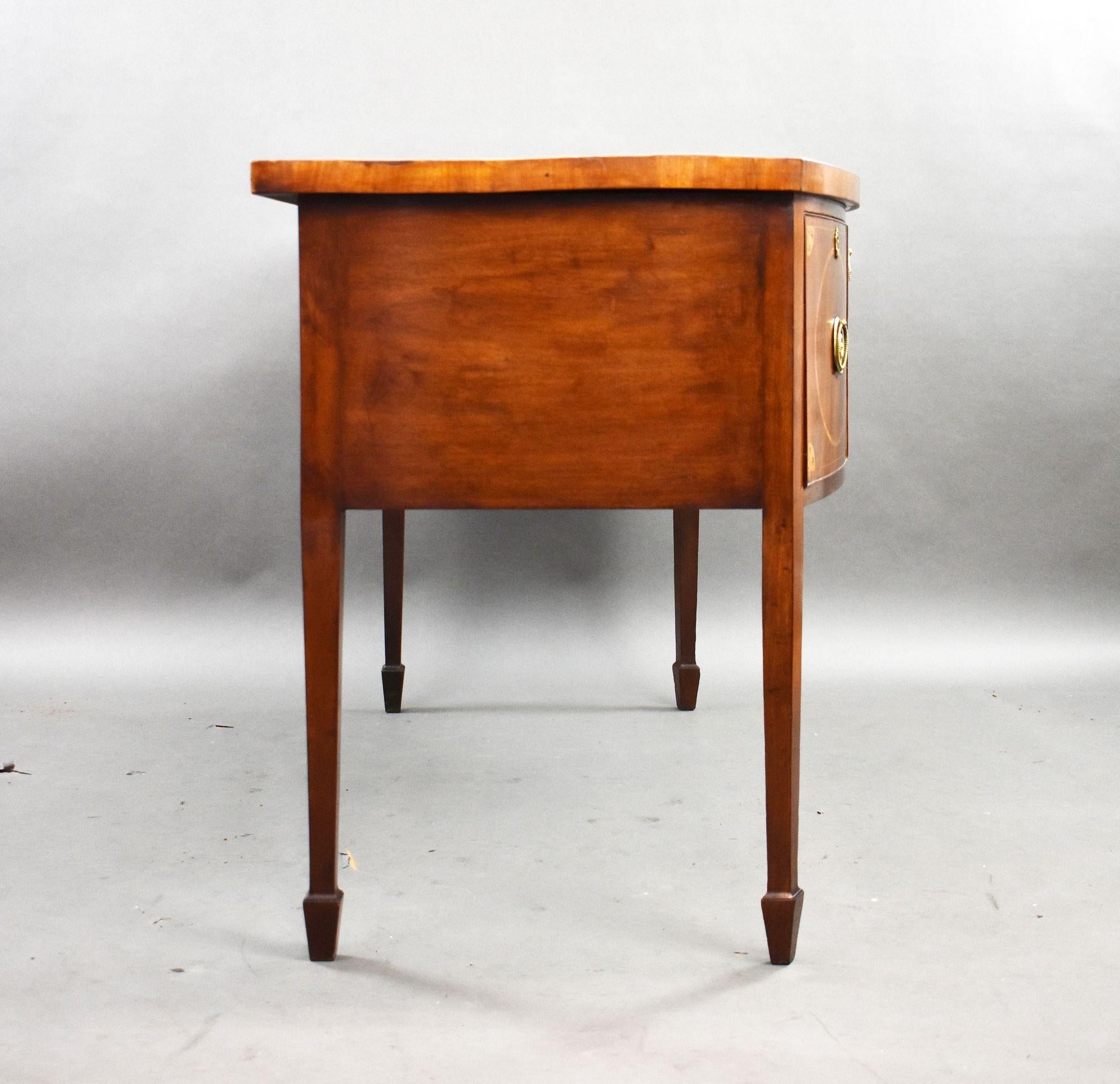 Antique Georgian Mahogony Inlaid Bowfront Sideboard For Sale 2