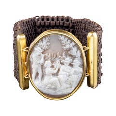 Antique Georgian Mourning Cameo Bracelet 18 Carat Gold, circa 1830